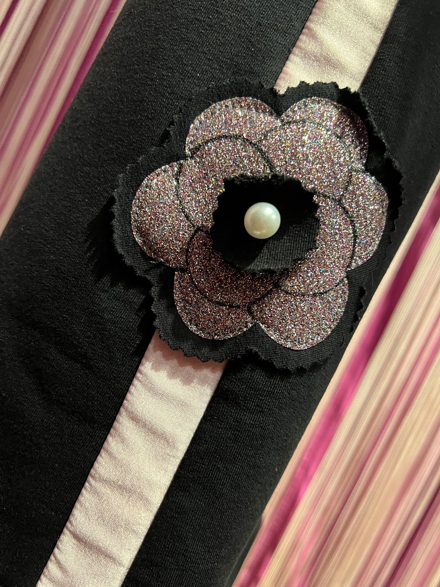 Clo’h -50% di sconto tuta completa felpa e pantalone a zampetta camelia glitter nera e rosa