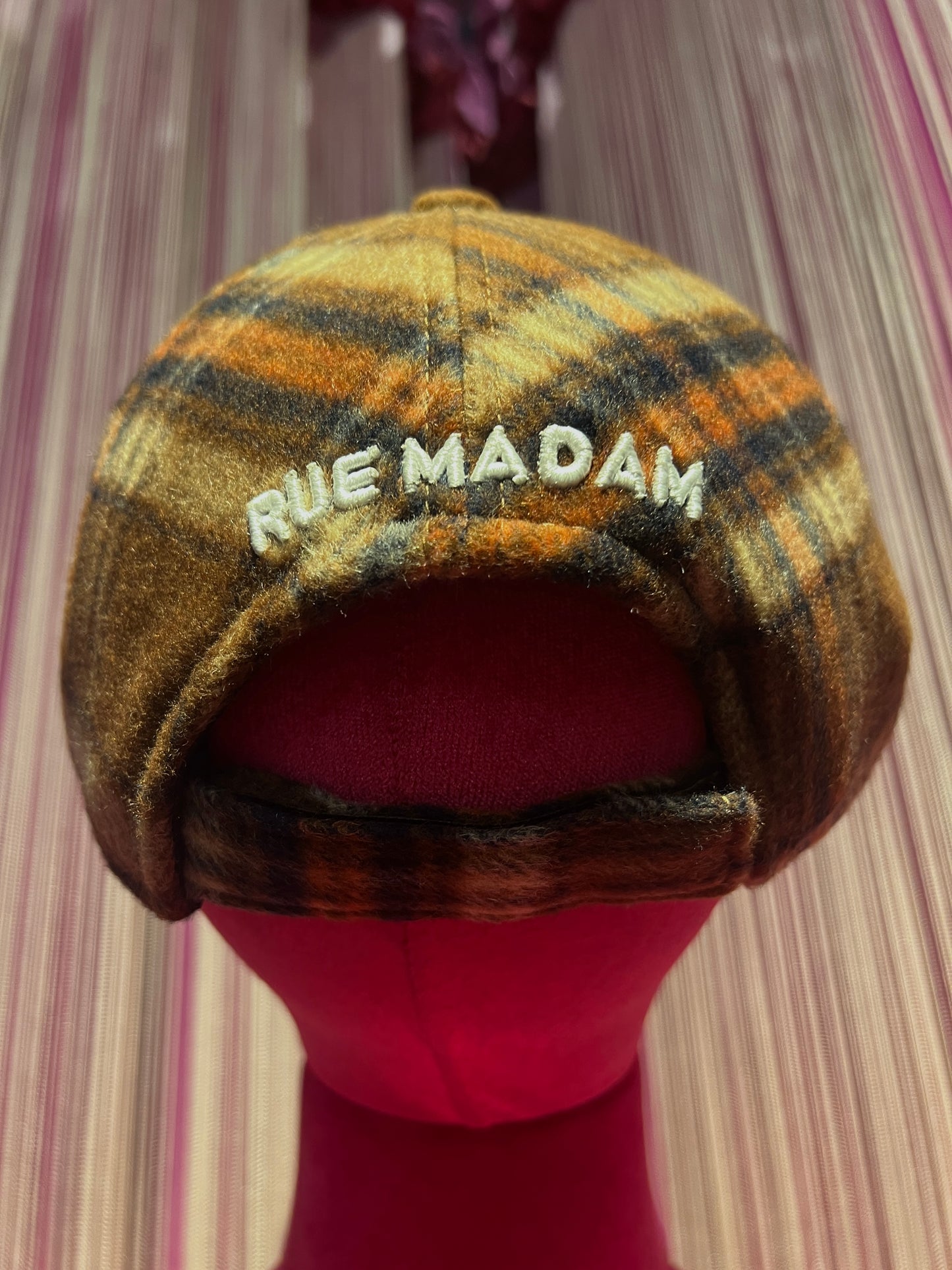 Rue Madam Paris cappello con visiera tartan marrone/arancio con decorazione cristalli