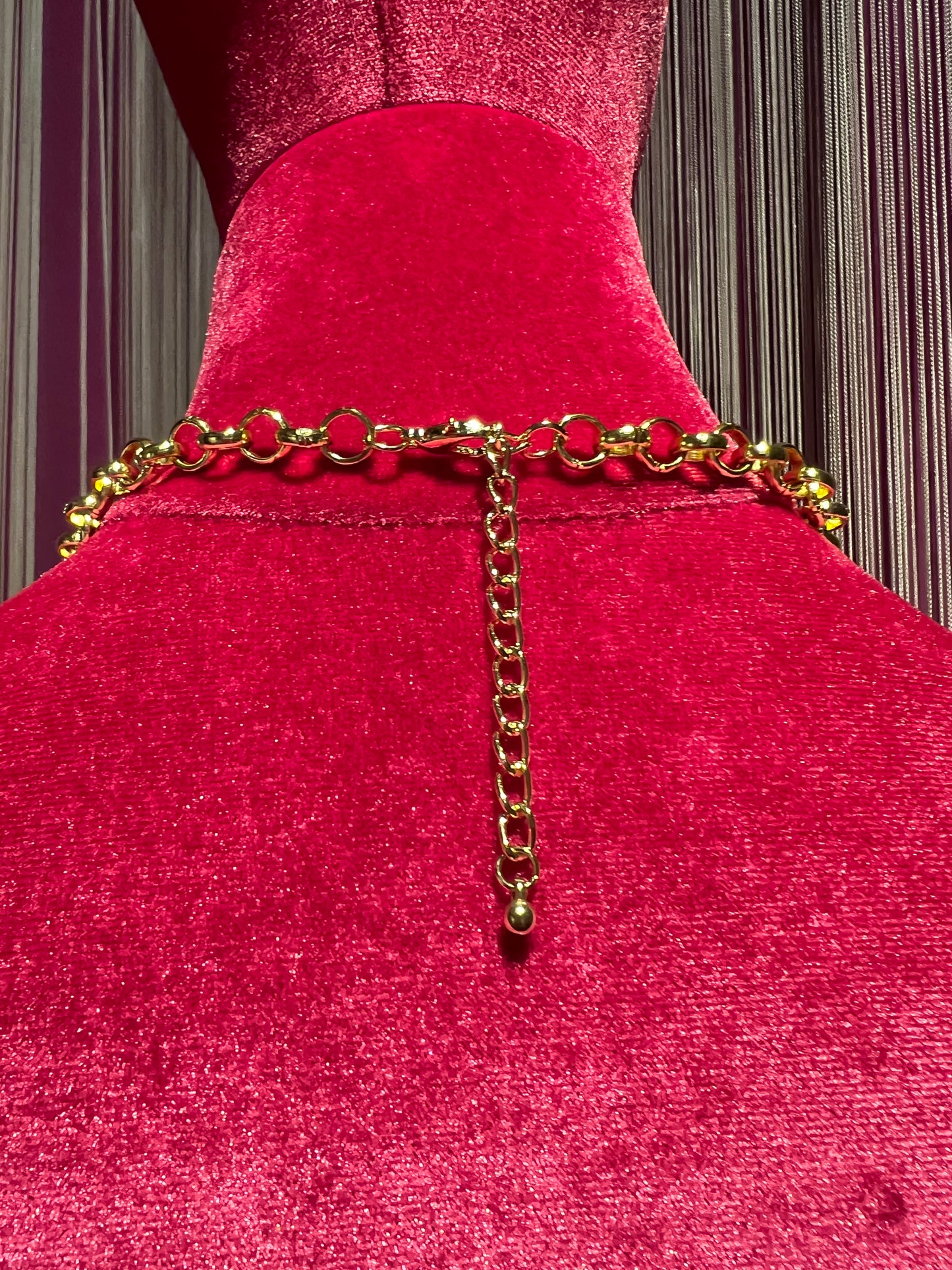 Collana girocollo dorata con fragola strass coralli rossi