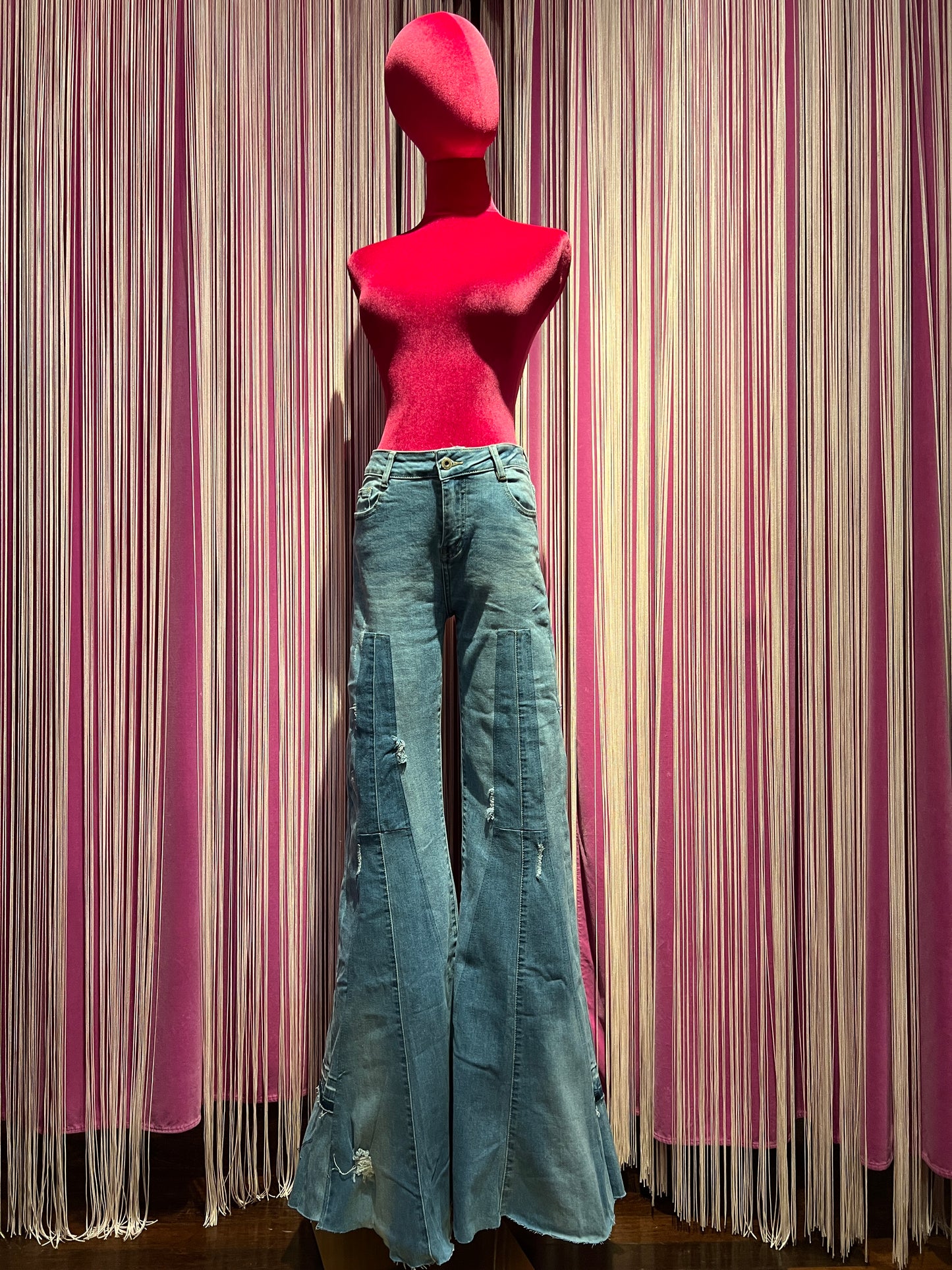 Love & roses jeans elasticizzato a zampa