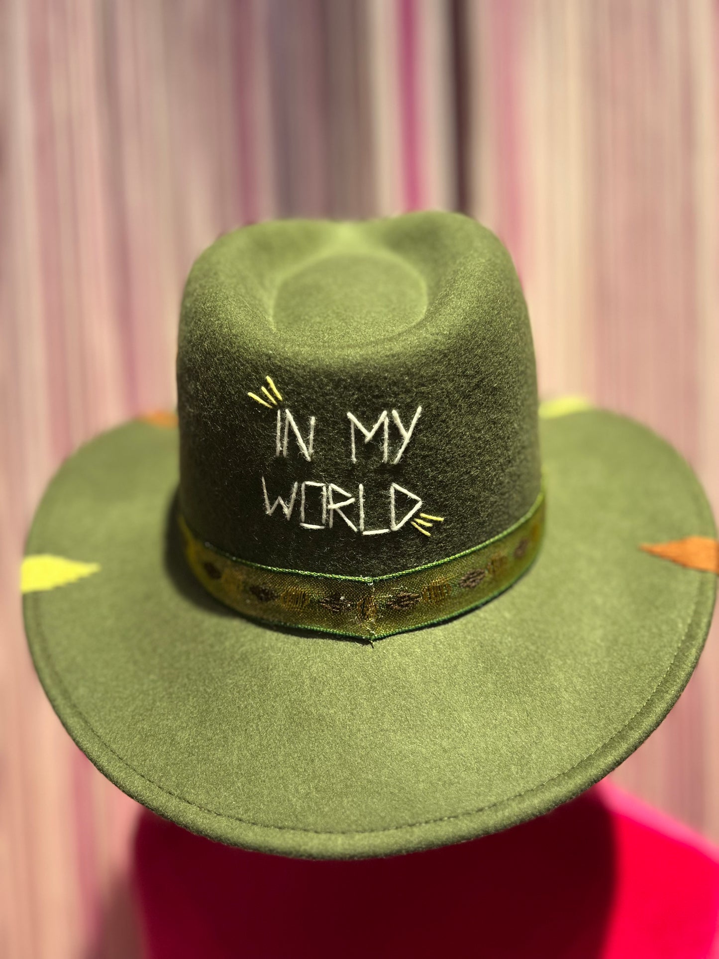 The hatgang cappello in my world verde