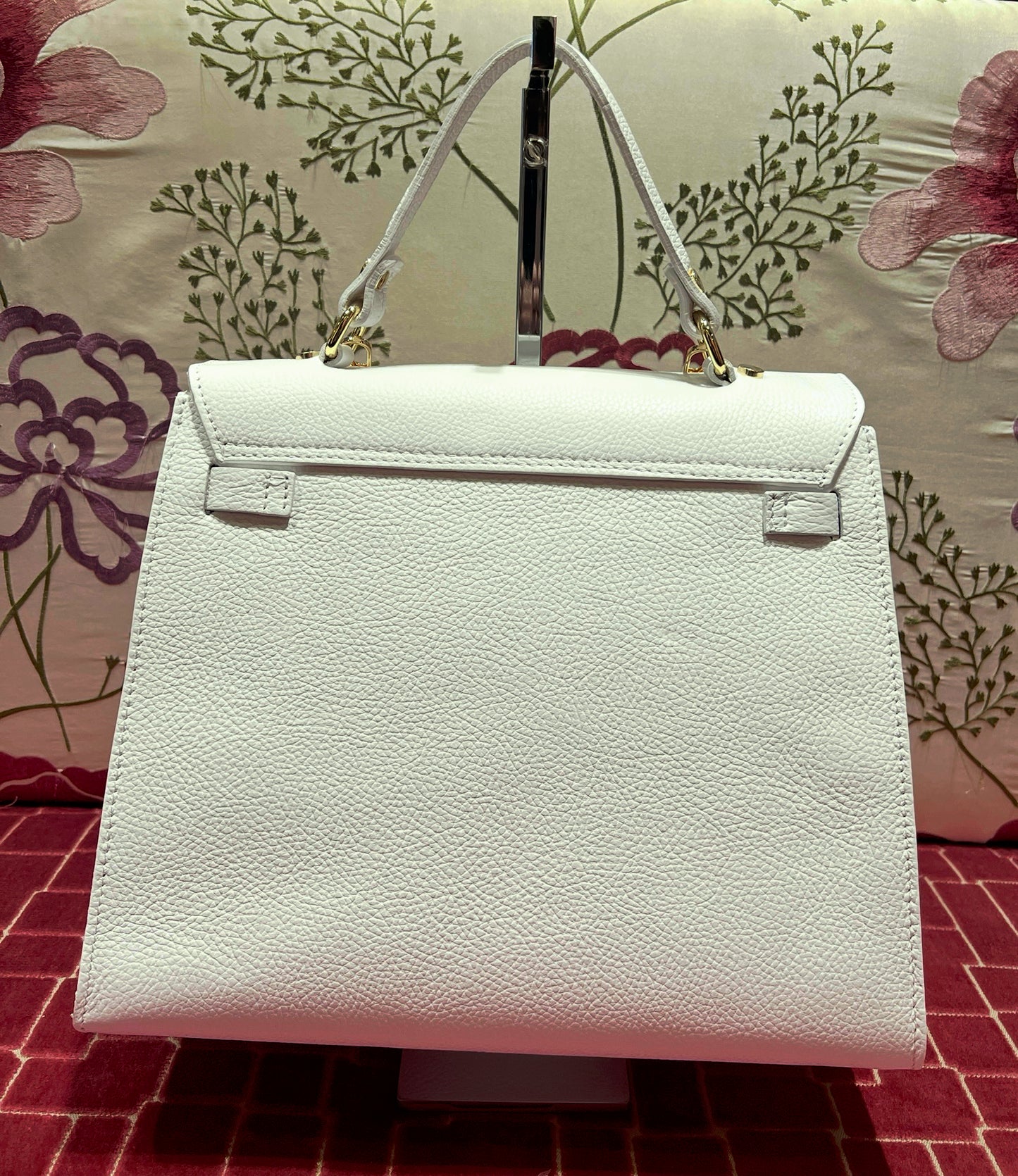 Borsa pelle bianca con perle e tracolla