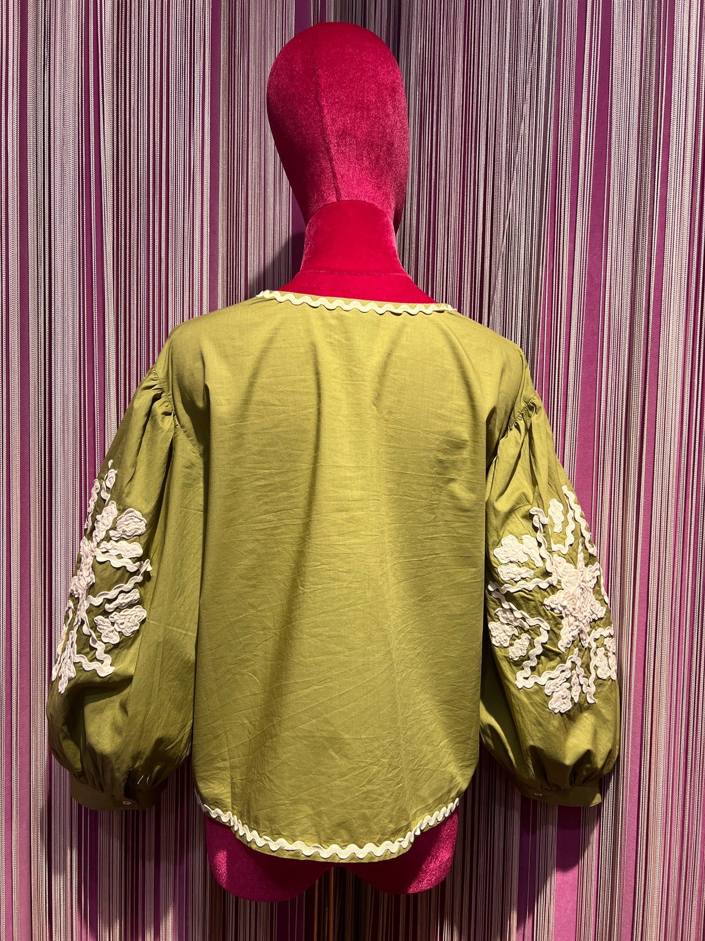 Sincere Paris -40% di sconto camicia con chiusura laccetti verde oliva e passamaneria