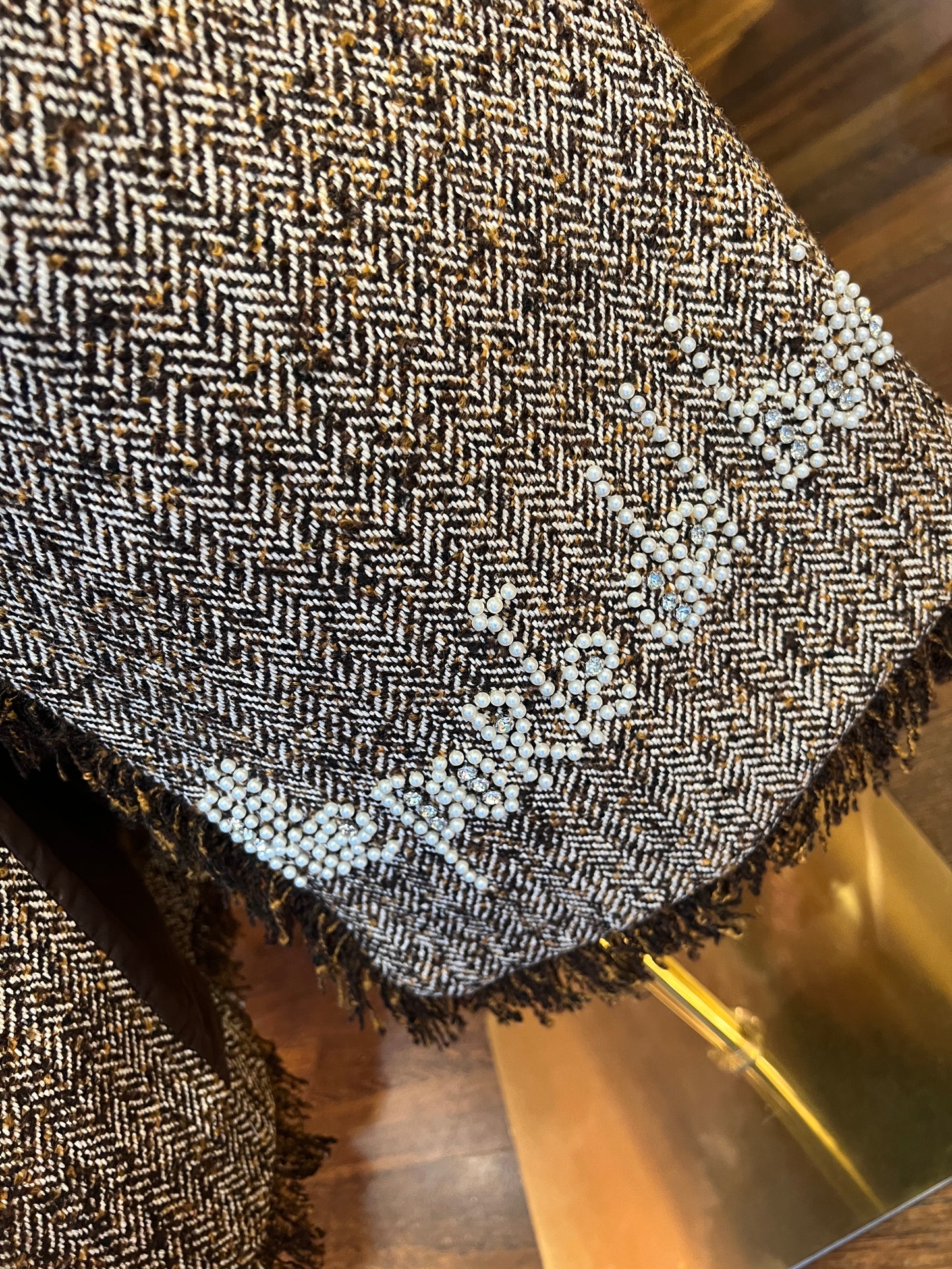 Front street cappotto tweed con dettagli sfrangiati ,  scritta perle
