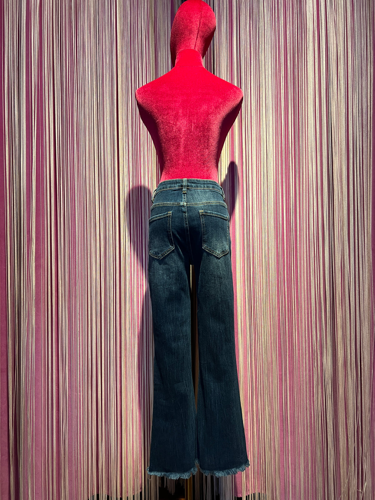 Mon amour Paris pantalone  jeans denim scuro sfrangiato