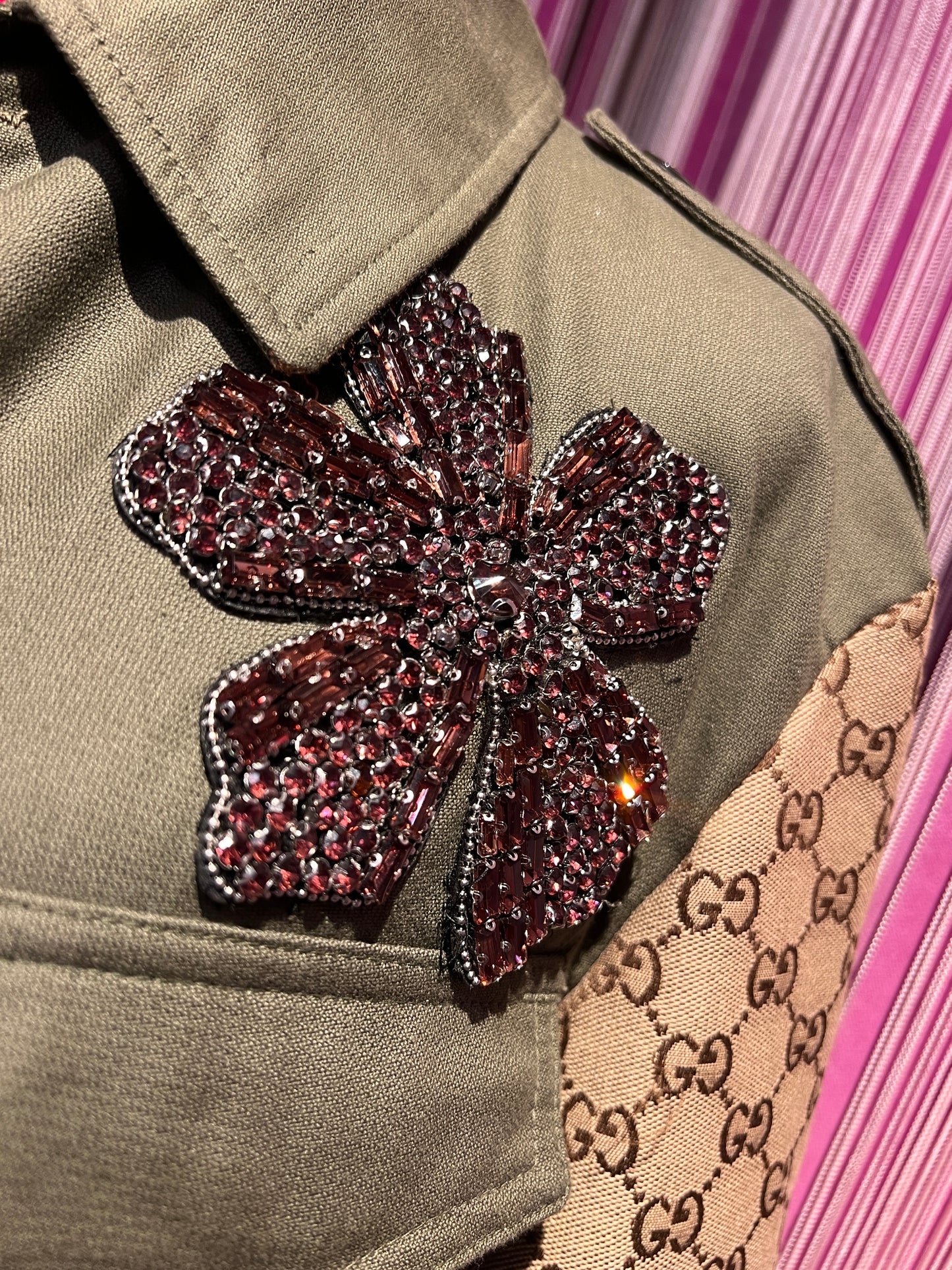 ABpink la verdina , giacca militare con maniche logate e patch fiori cristalli, fiori ricamati e cuore sacro