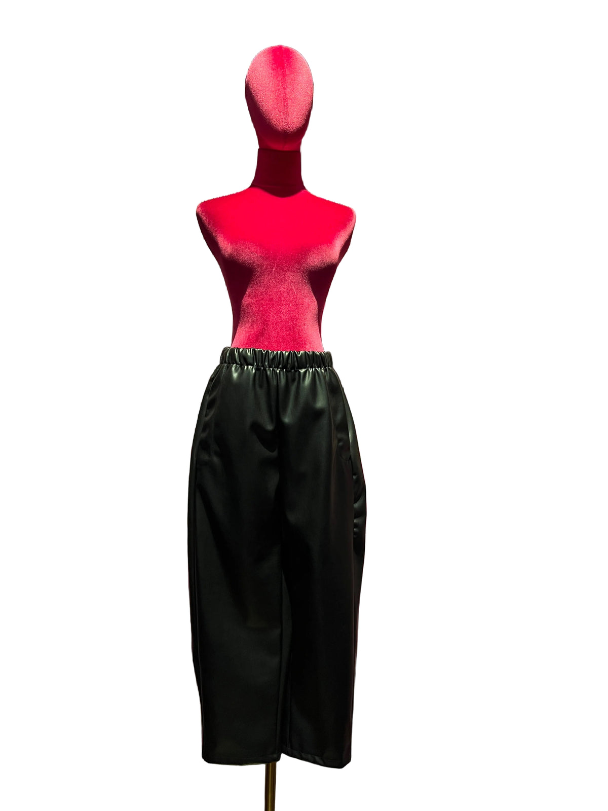The room pantalone simil pelle nero con elastico in vita e tasche