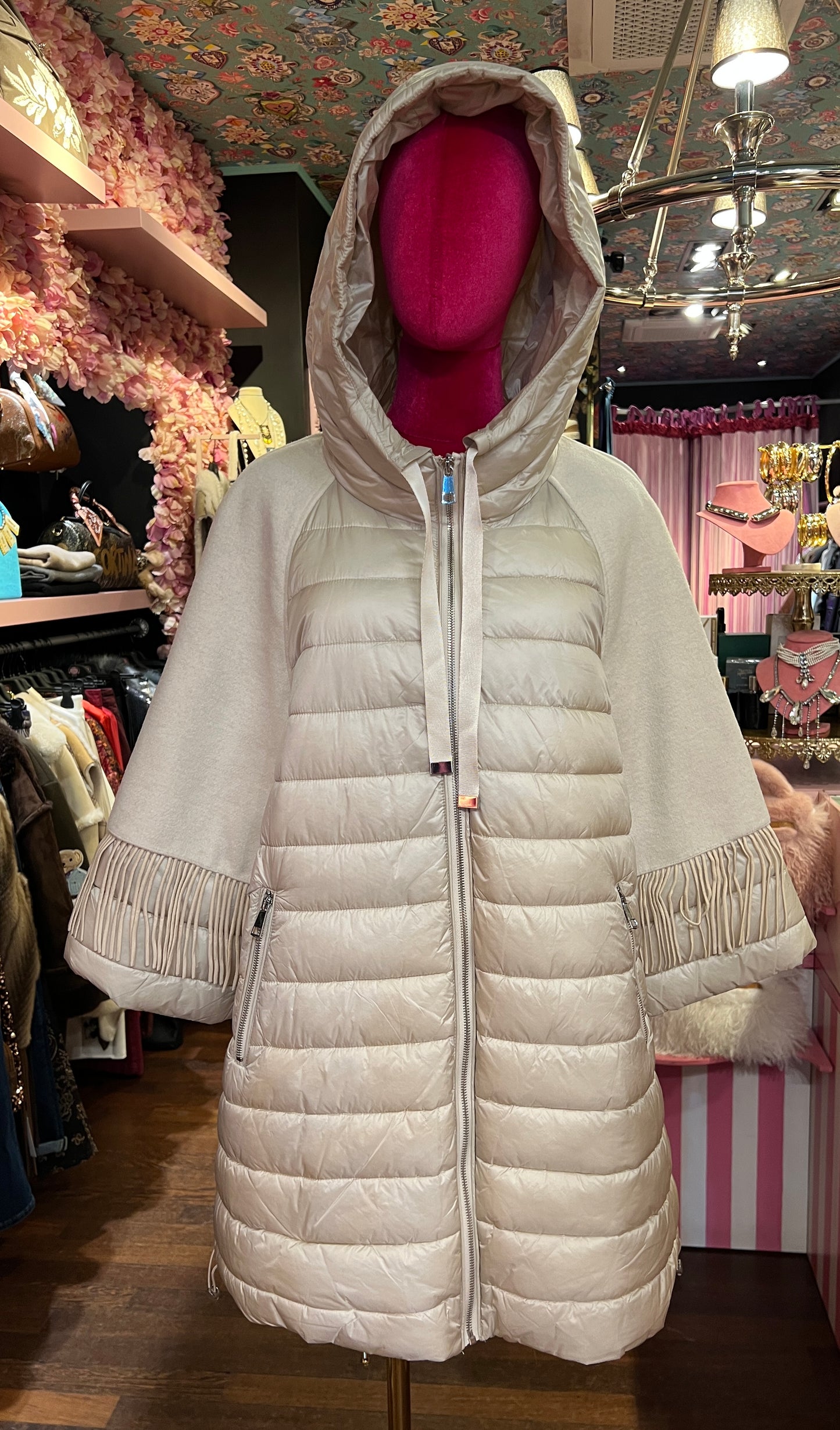 The room piumino con cappuccio ghiaccio manica con frange