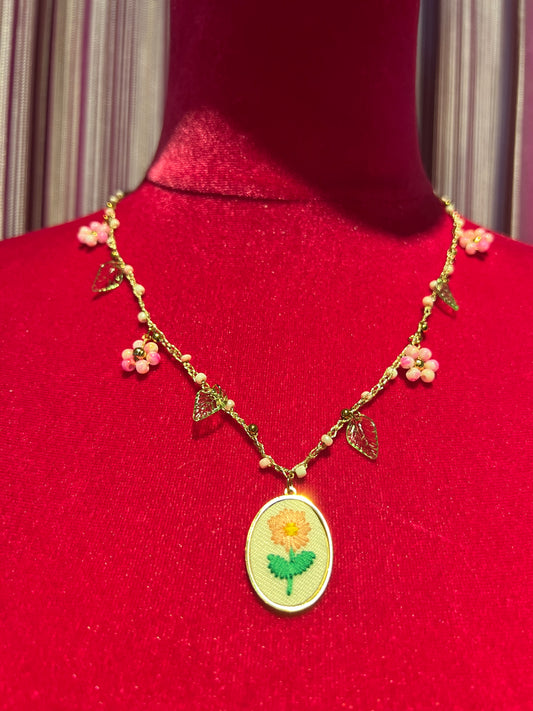 Berri collana filo lavorato all uncinetto fiori di perline e ciondolo fiore rosa ricamato