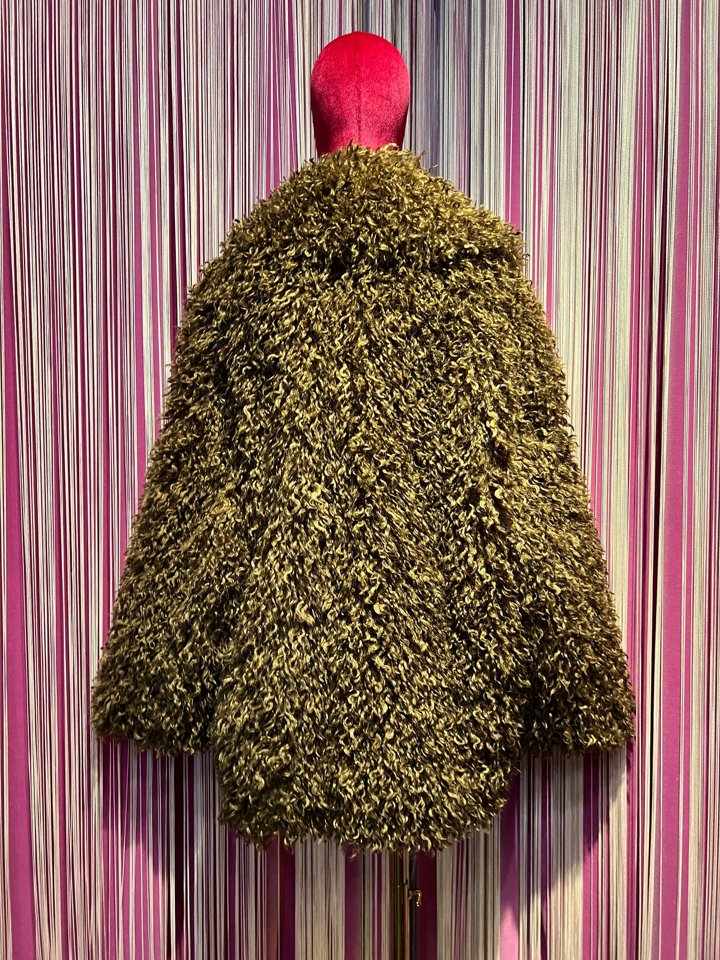 Pink Memories eco mongolia oversize corta