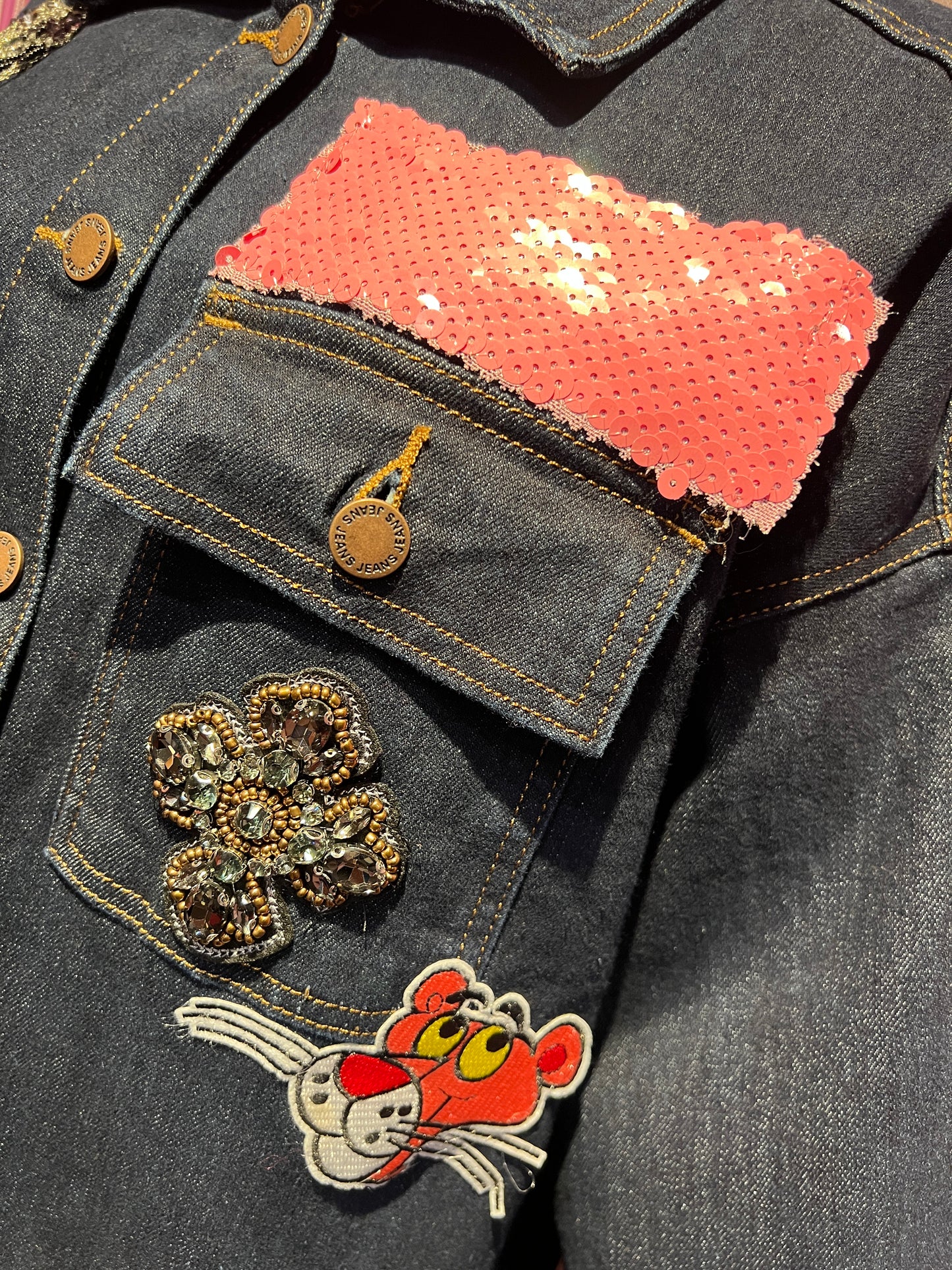 ABpink 🩷 giacca denim con cintura applicazioni pantera rosa