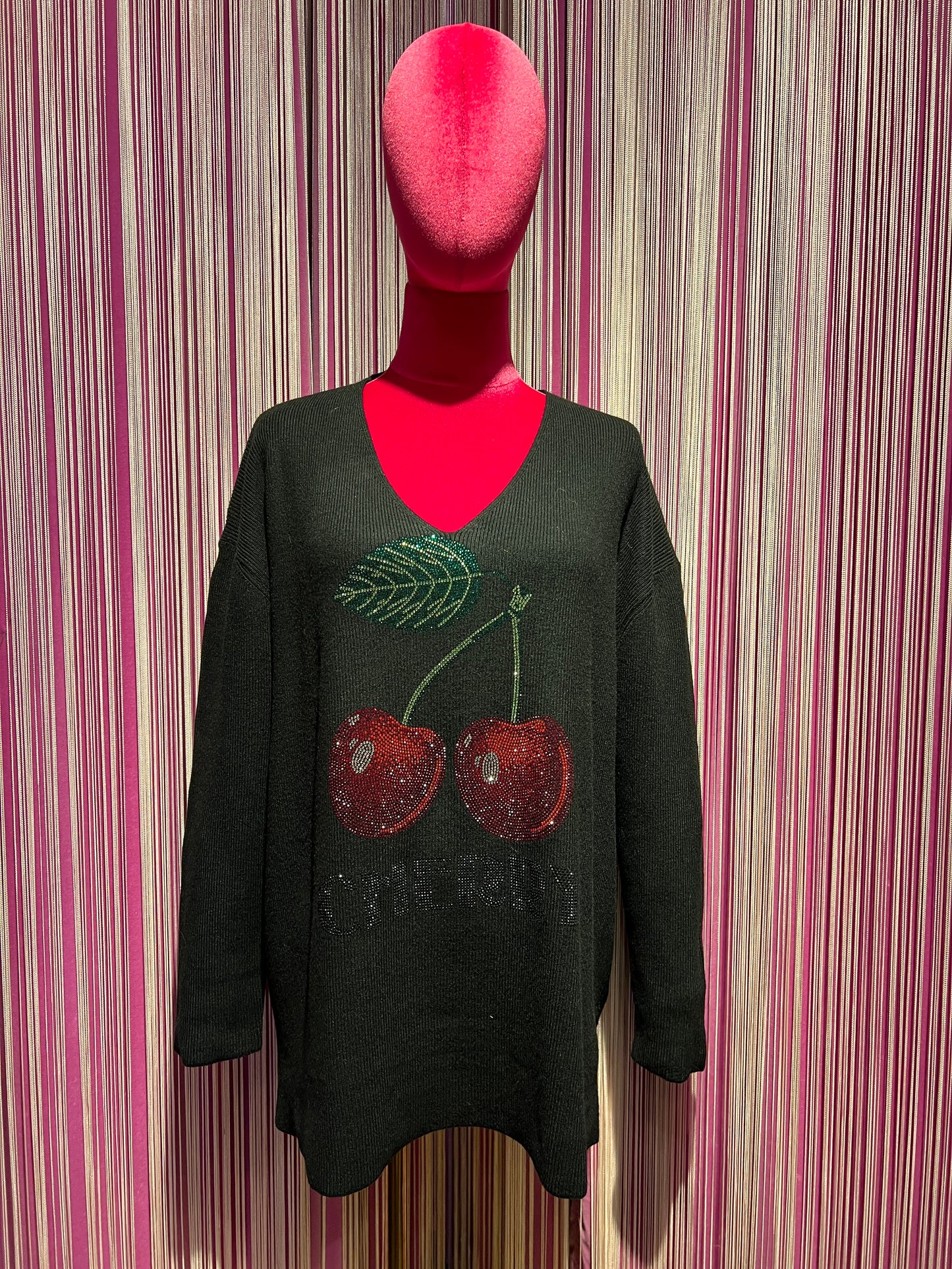 Love & roses maglia nera con ciliegie