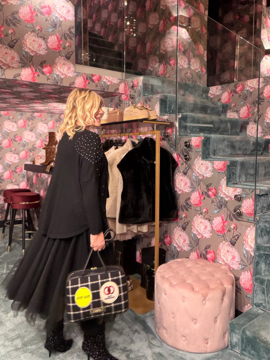 The room completo gonna tulle e maglia con zirconi nera