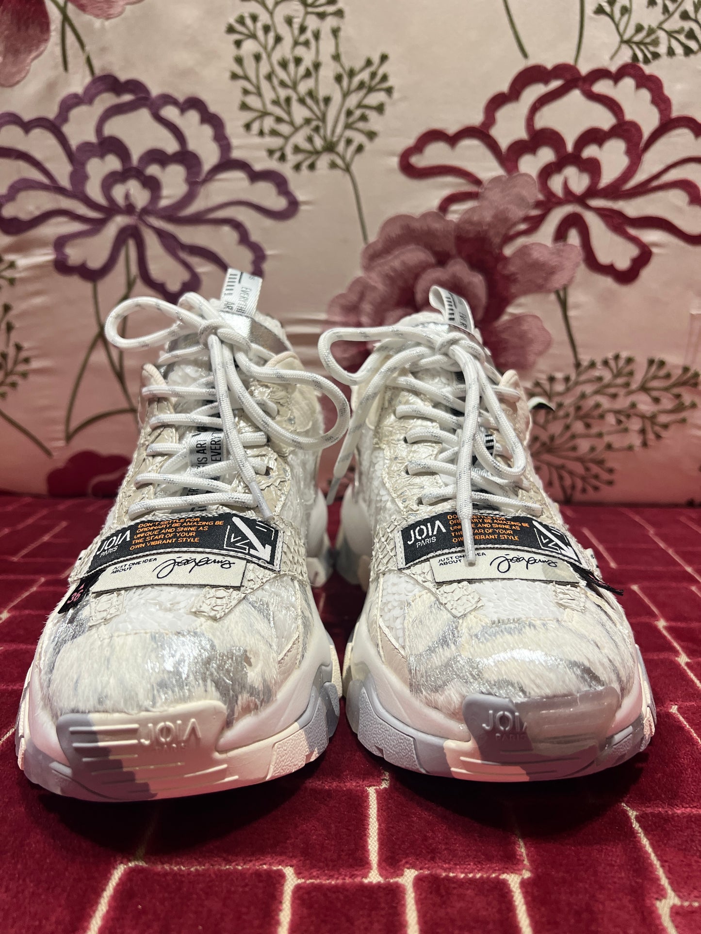 Joia Paris sneaker multimateriale  , tessuto tecnico, paillettes, cavallino, pelle