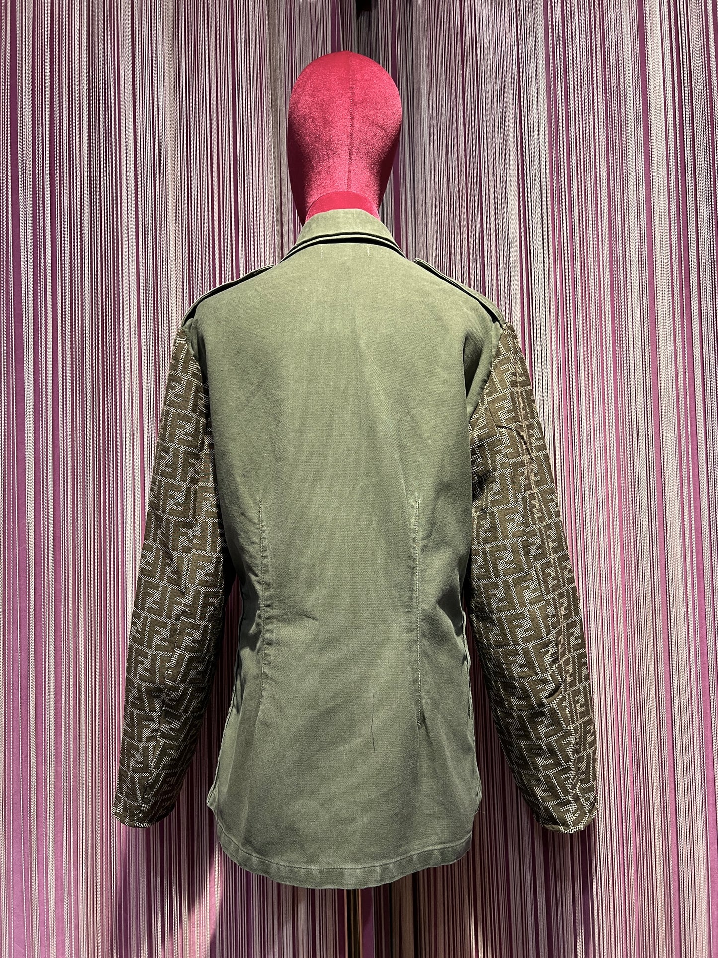 ABpink 🩷 la verdina , giacca militare con patch tigre, fiori cristalli e tessuto FF