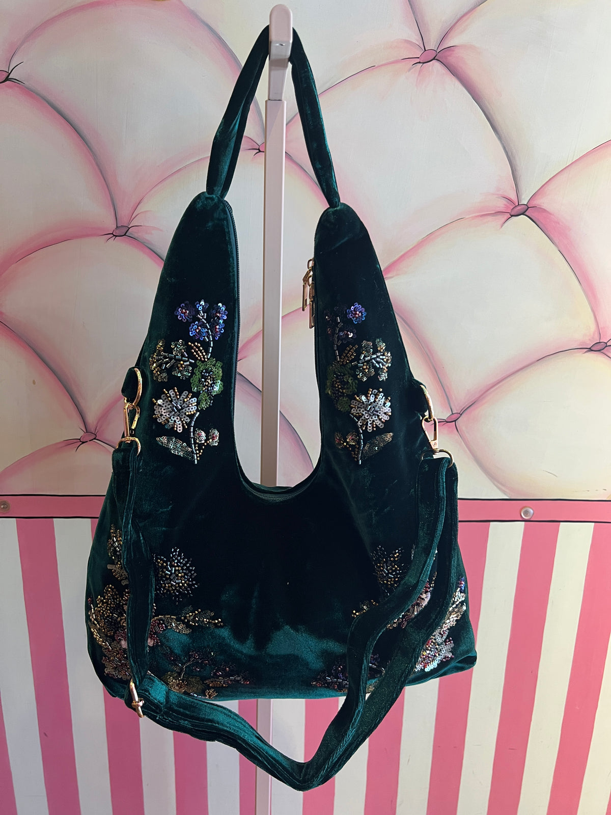 Love & roses borsa a spalla in velluto verde con ricami floreali di paillettes e perline stile orientale, con tracollina