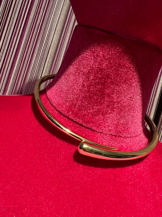 Collana girocollo oro con chiusura a molla