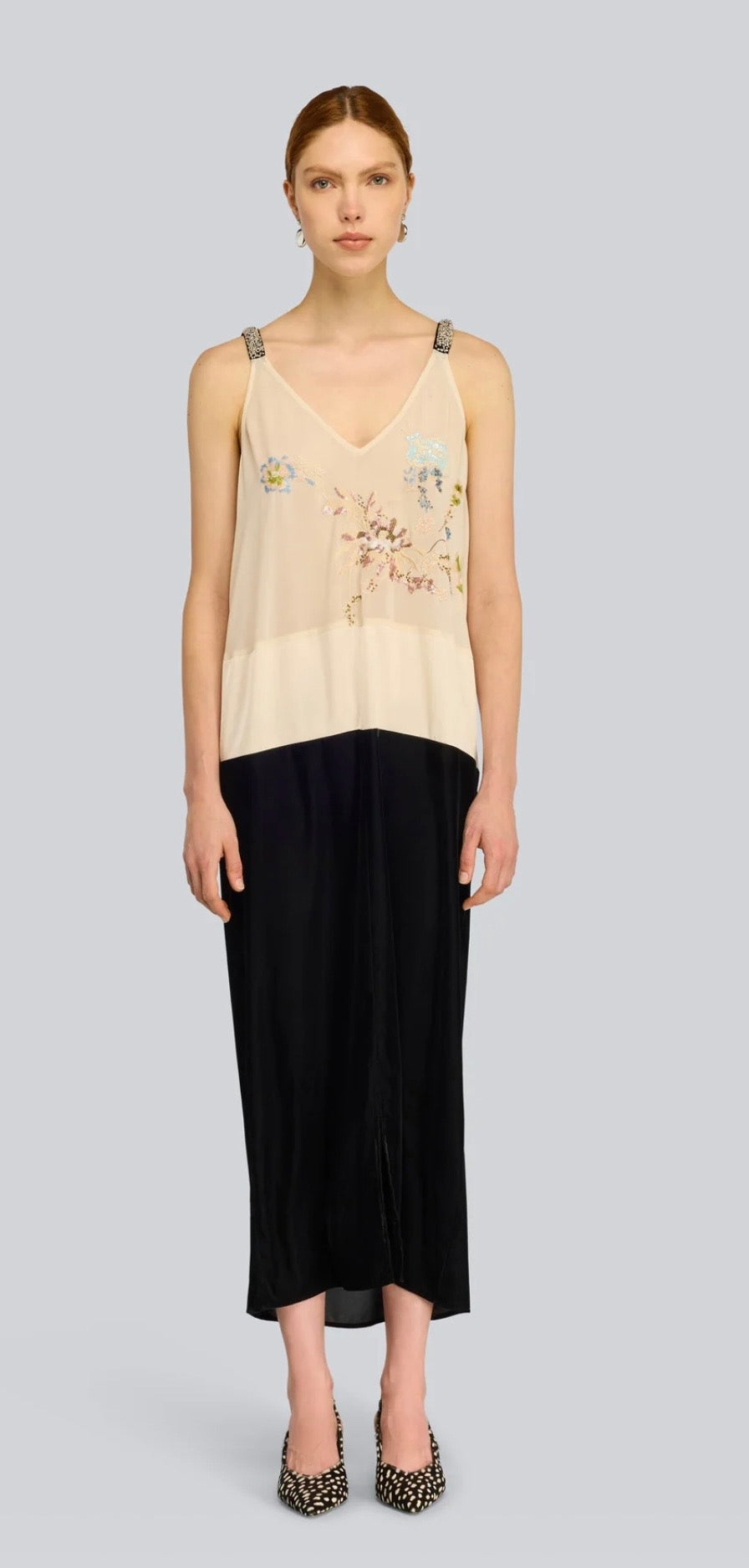 Semicouture abito in georgette ricamato nella parte superiore gonna in velluto nera