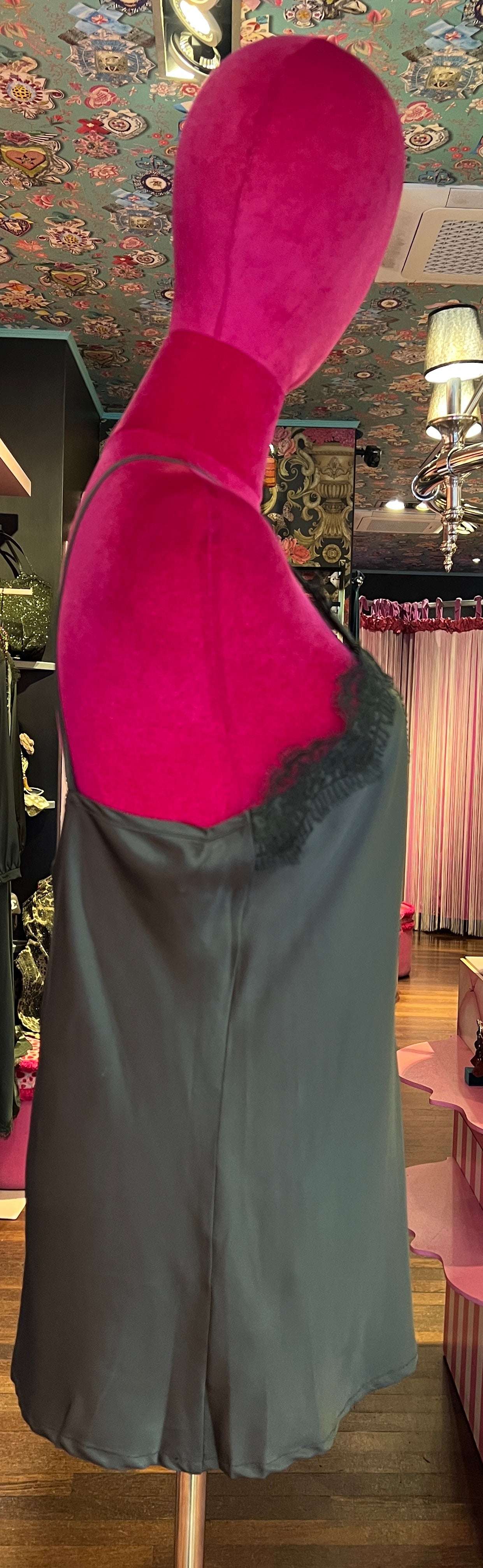 Pink memories top con pizzo allo scollo verde militare