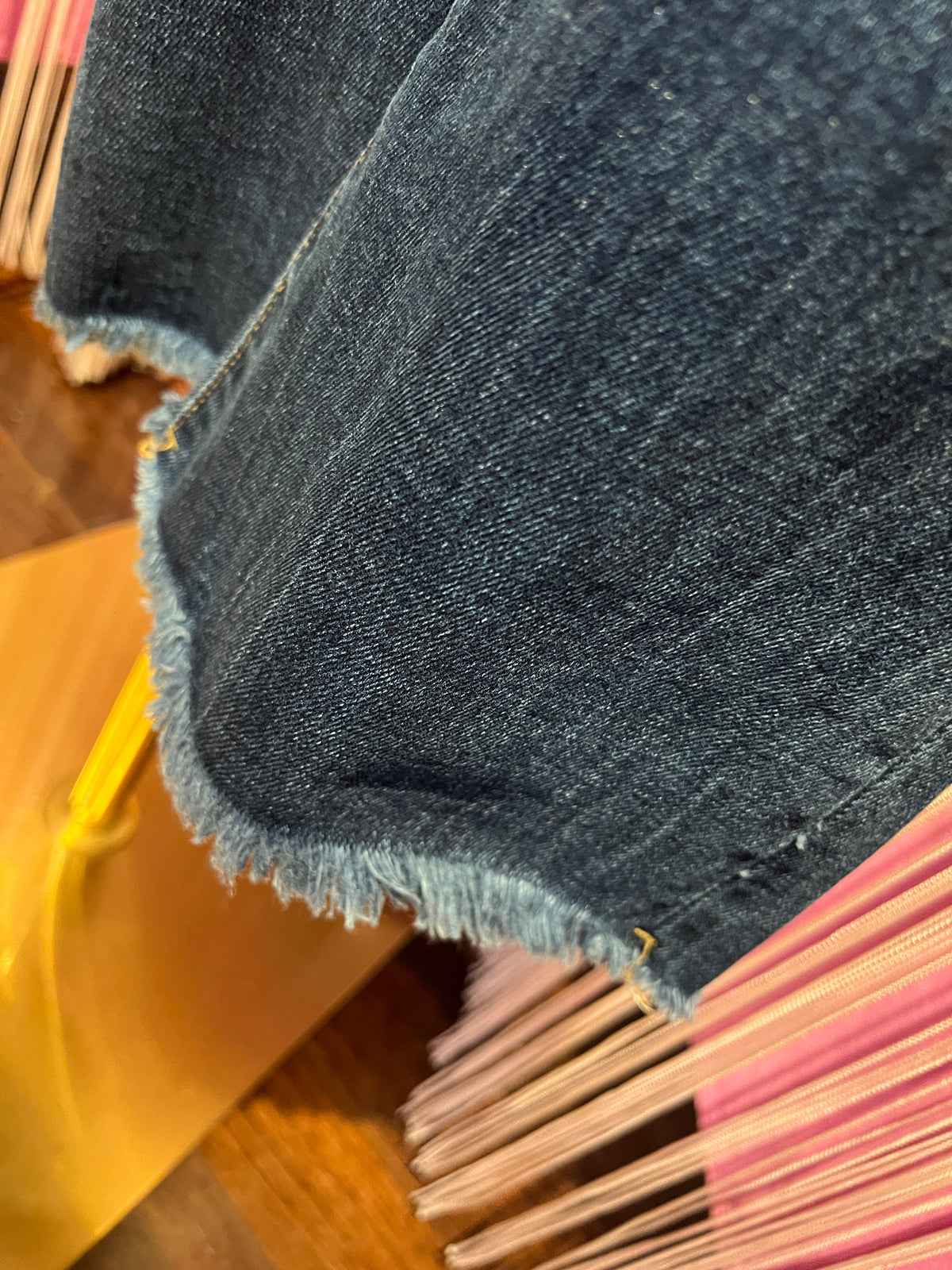 Mon amour Paris jeans denim scuro sfrangiato