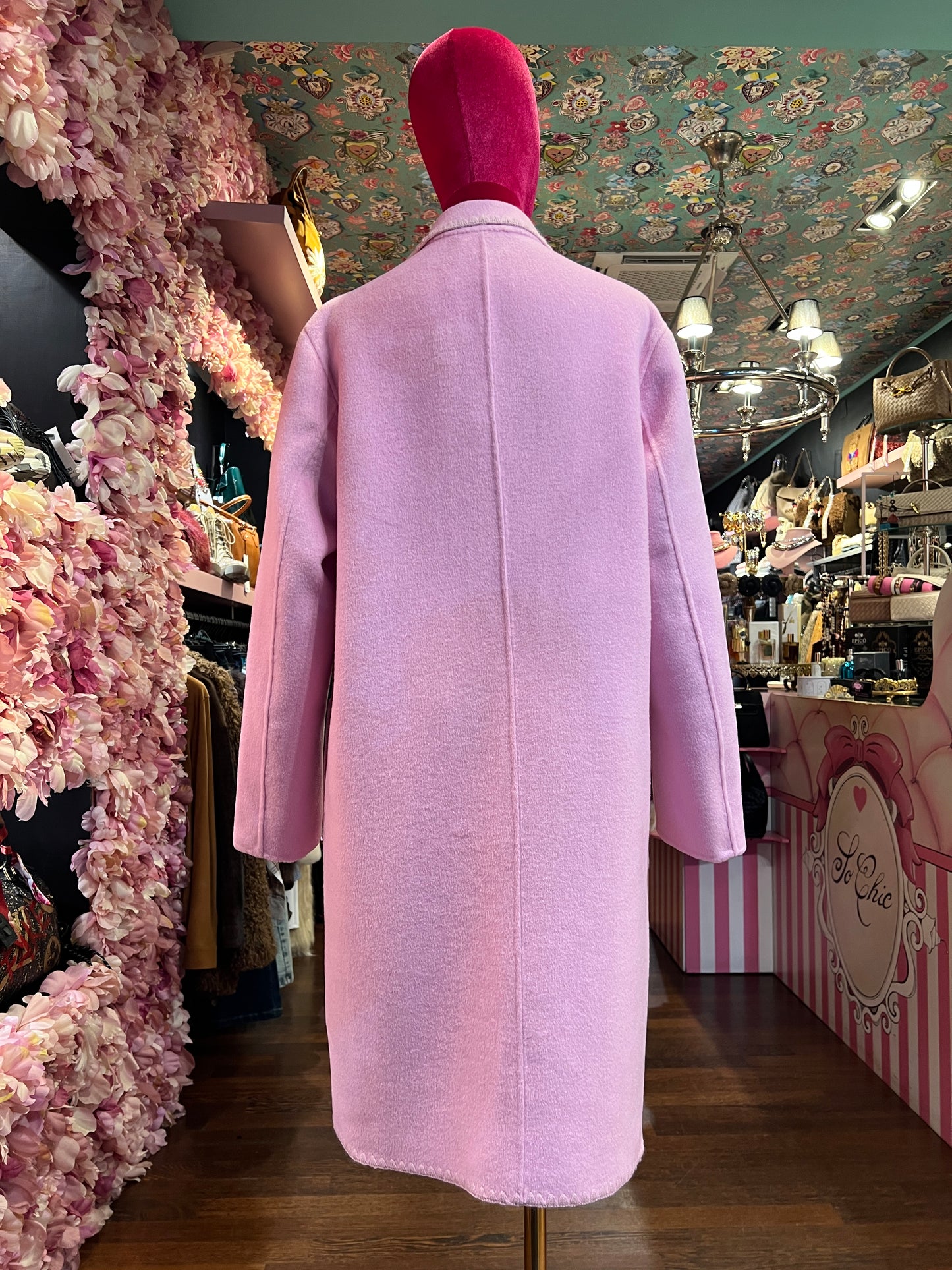 Sincere Paris cappotto rosa con tasche bordate di rosa