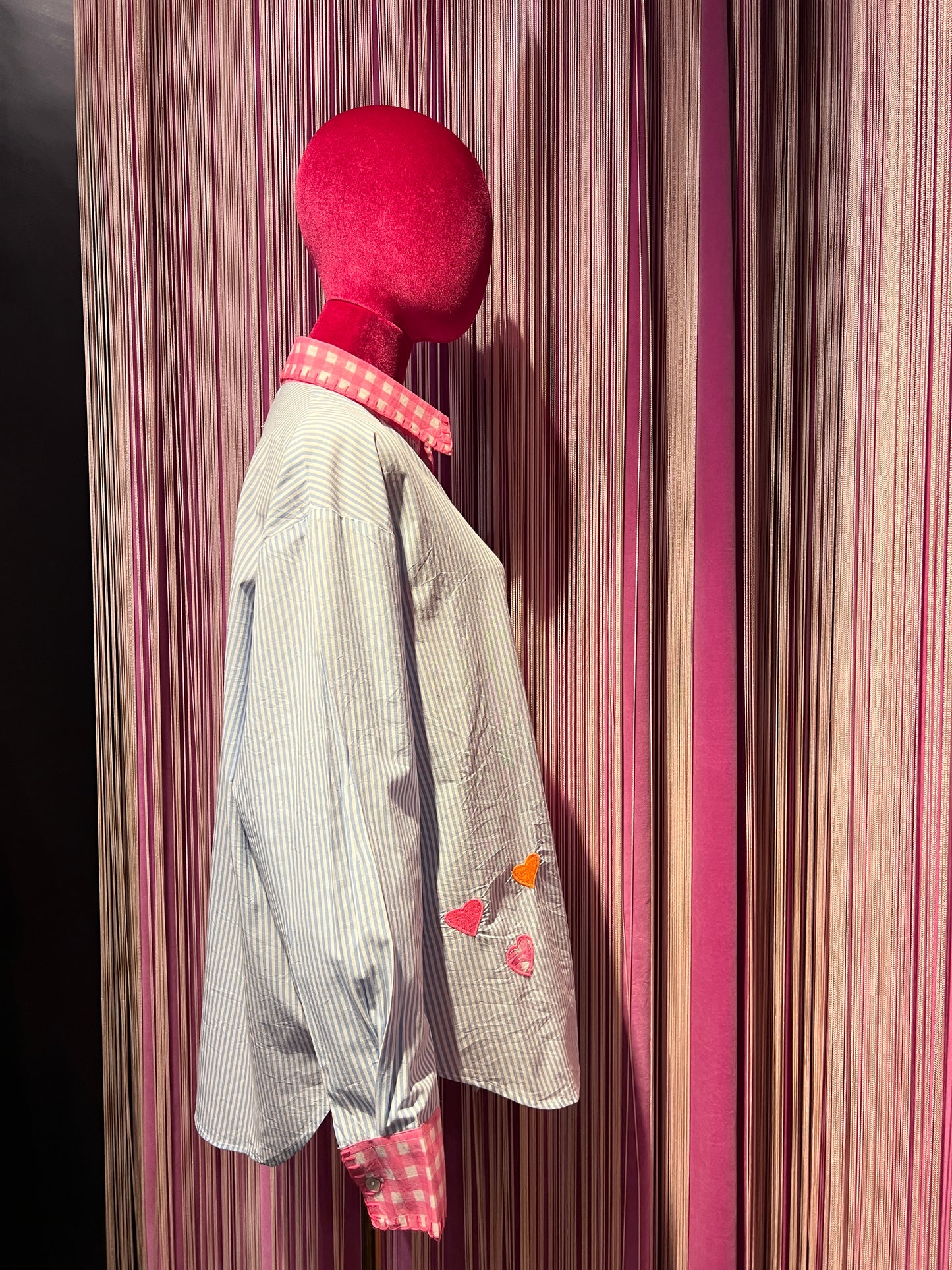 Mon amour Paris camicia righe celesti colletto e polsi a quadretti rosa e bianco che n ciliegie