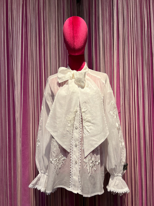 5 Progress camicia in cotone con fiori ricamati e fiocco collo