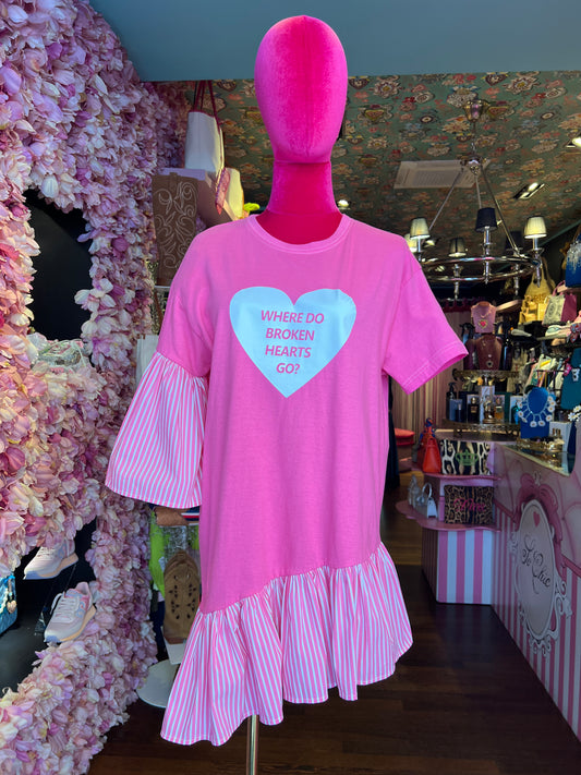Gina Gorgeous t shirt fucsia cuore bianco con scritta asimmetrica volant a righe Teresa