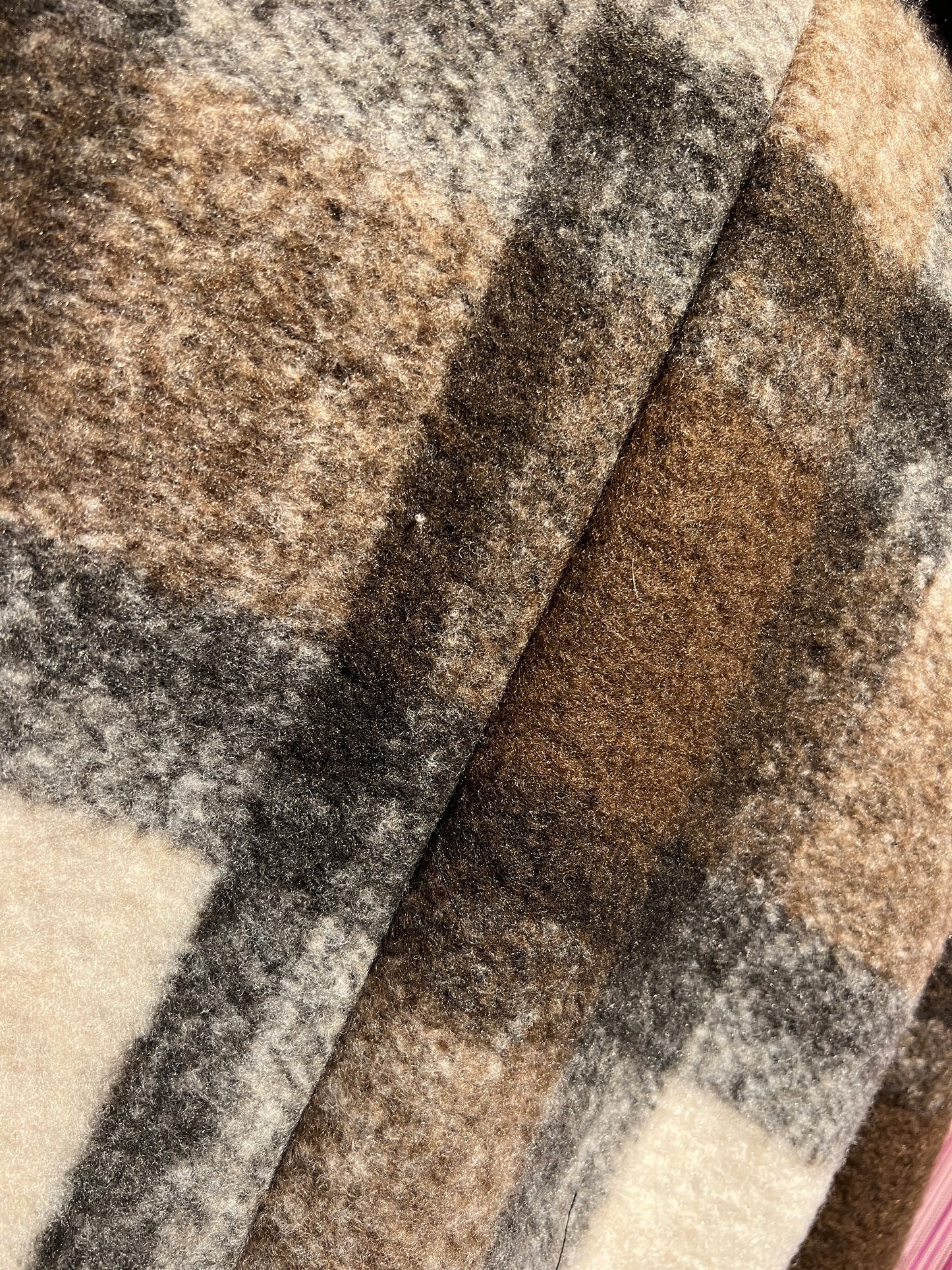 ABpink 🩷 quadrettona cioccolato con patch cristalli e teddy