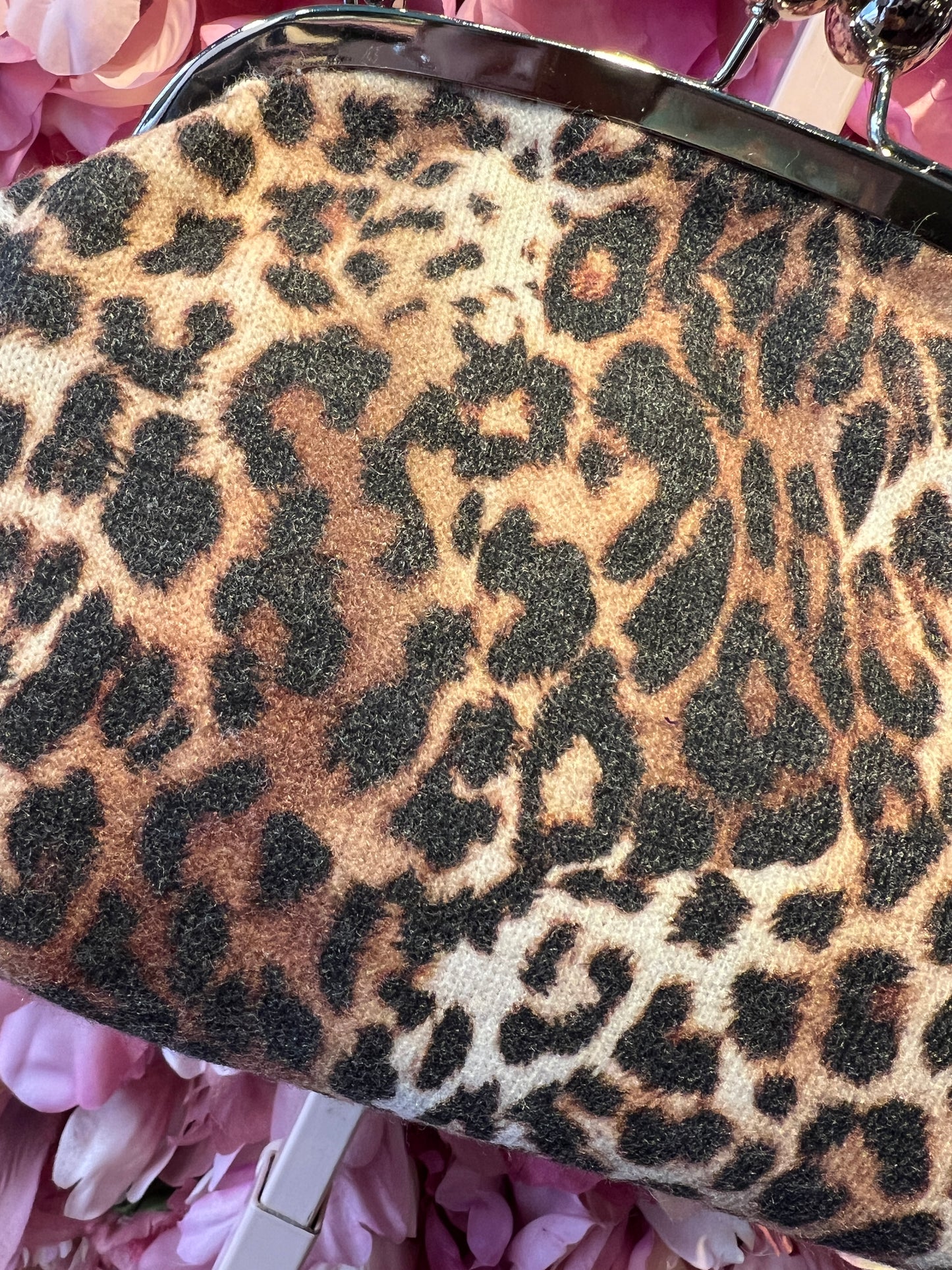 5 Progress borsa fantasia leopardata con patch e tracollina