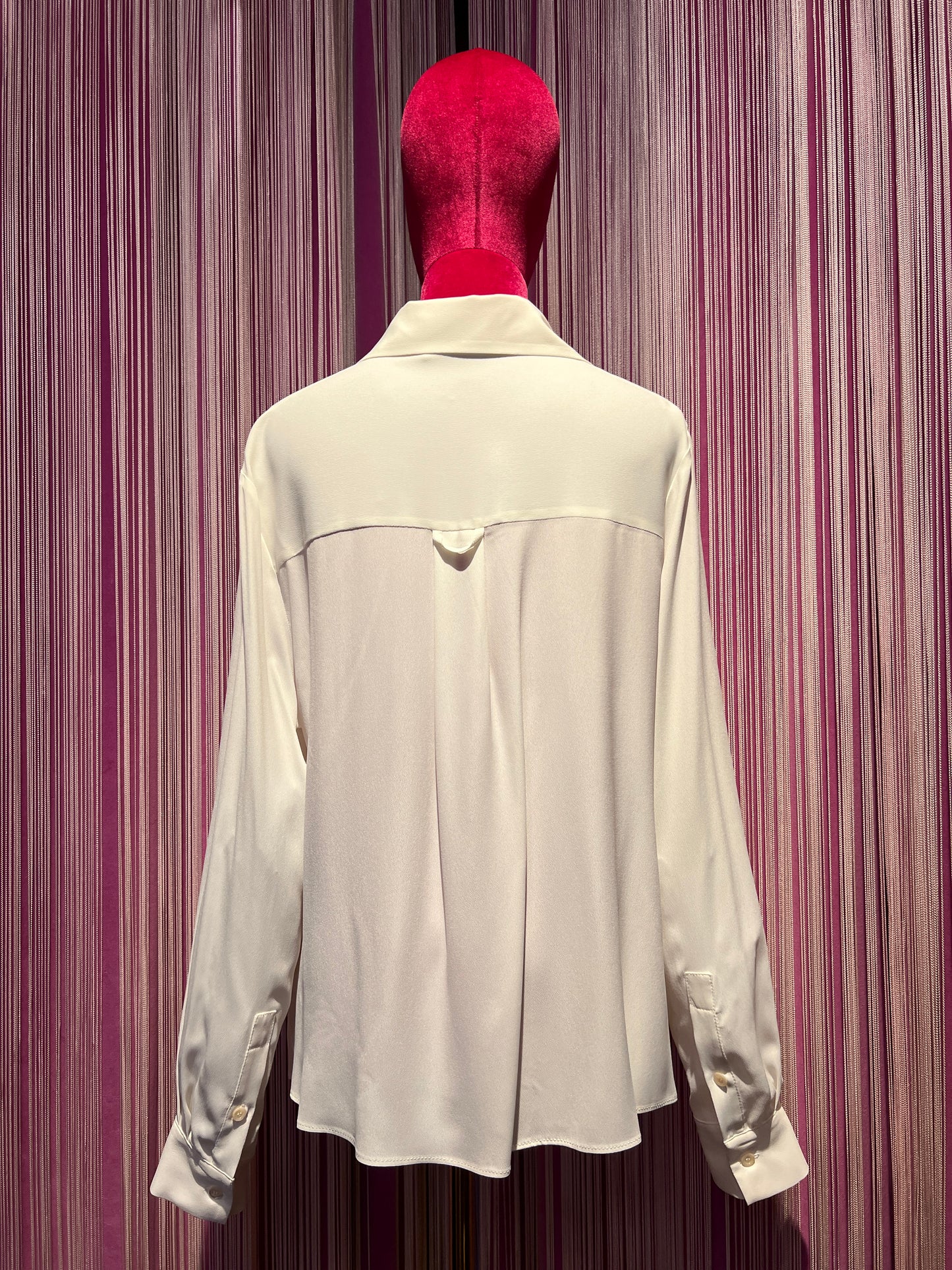 Semicouture camicia burro in crepe de chine con collo drappeggiato