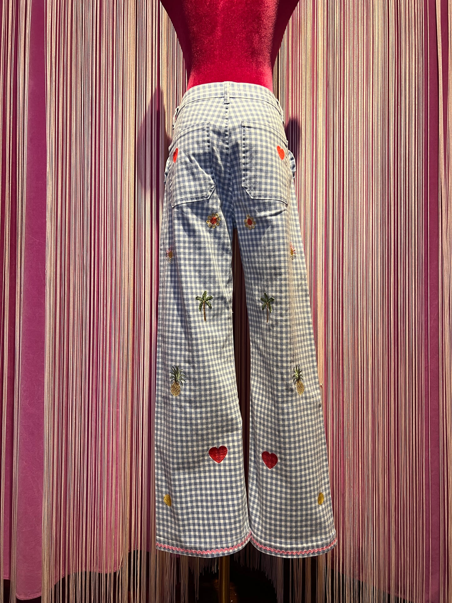 Love & roses pantaloni a quadretti vichy celesti e bianchi tasche a cuore