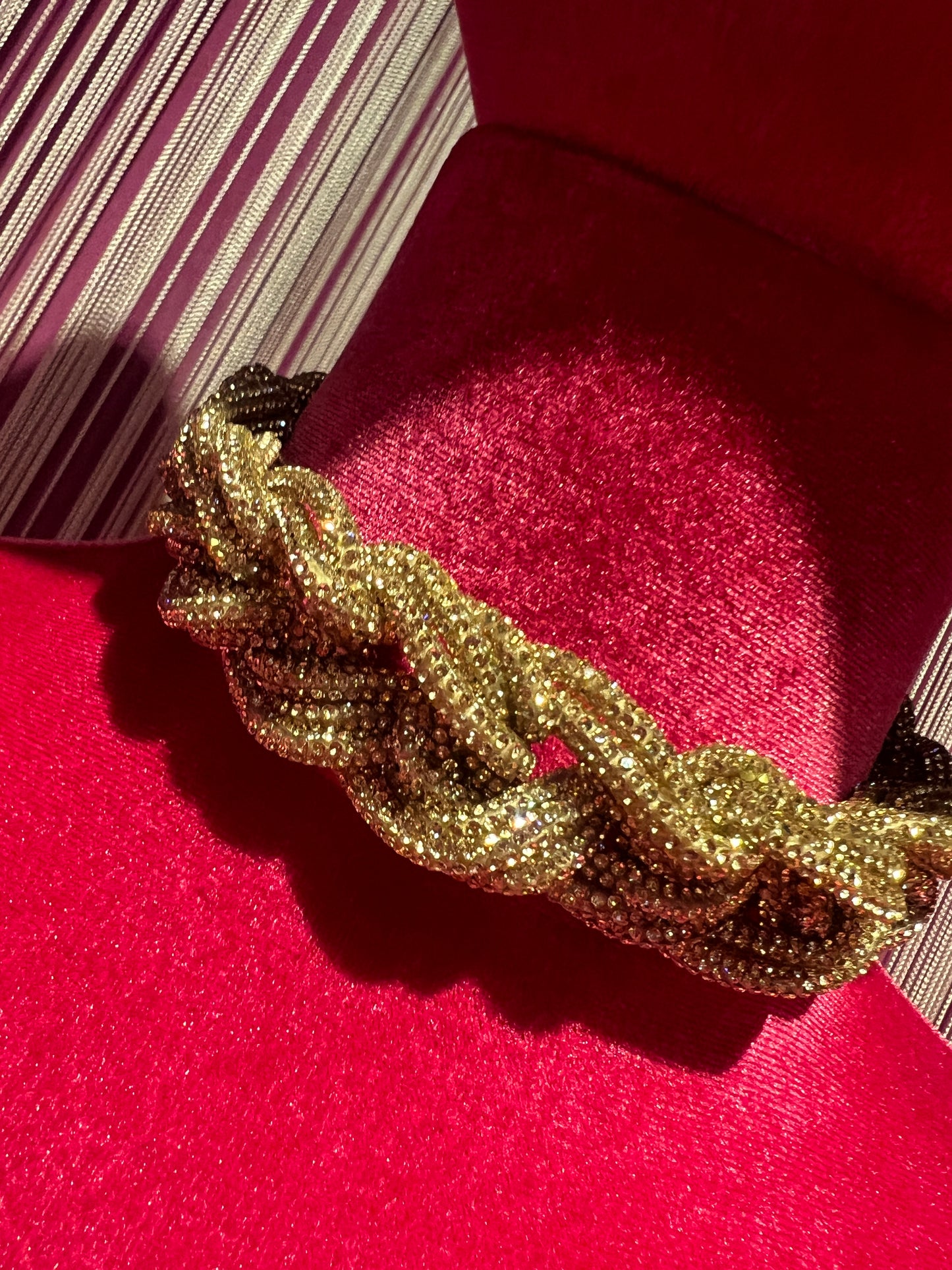 Choker o bracciale cristalli motivo intrecciato dorato