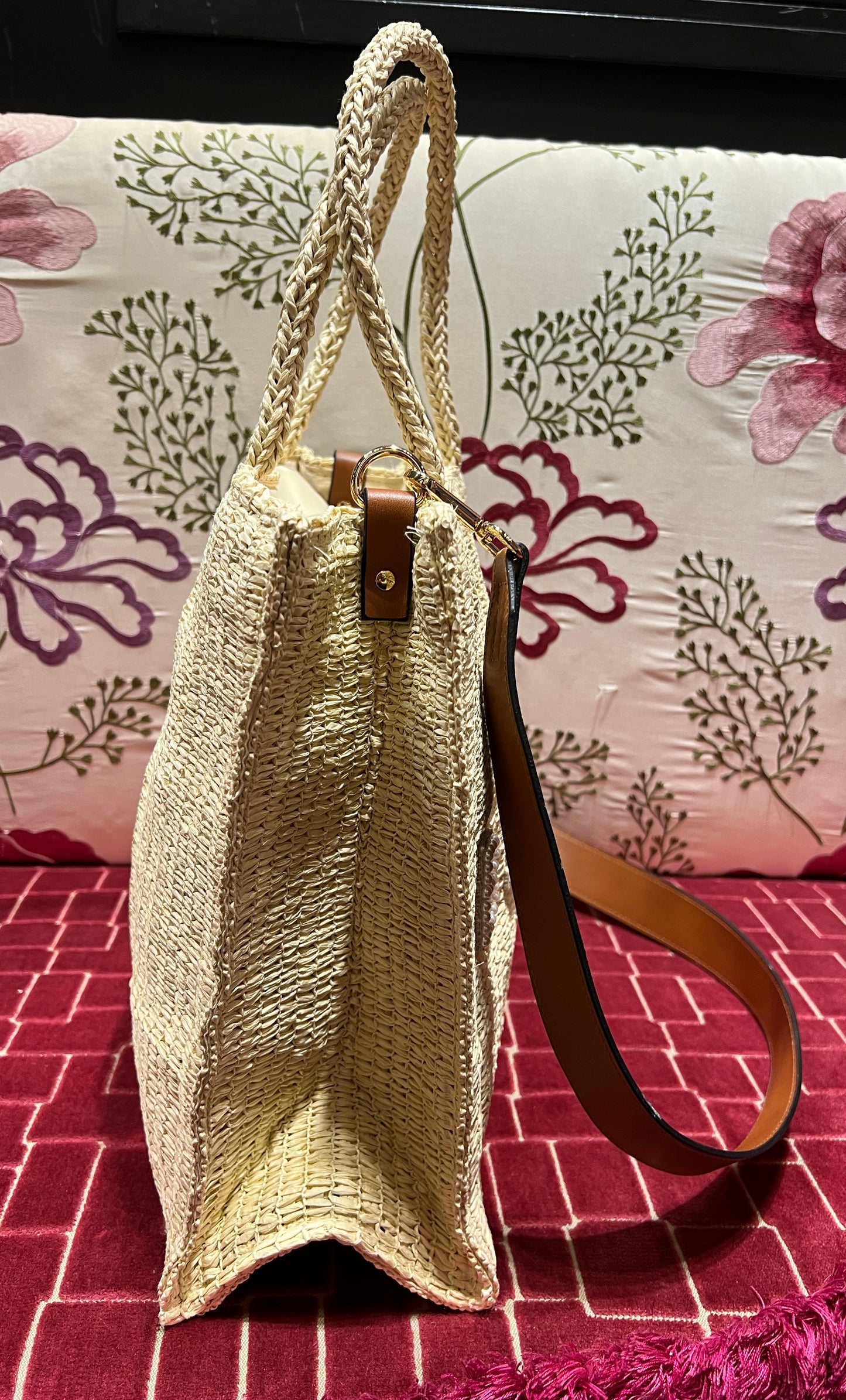 Borsa due manici in paglia intrecciata avorio con scritta “ Beach” tracolla