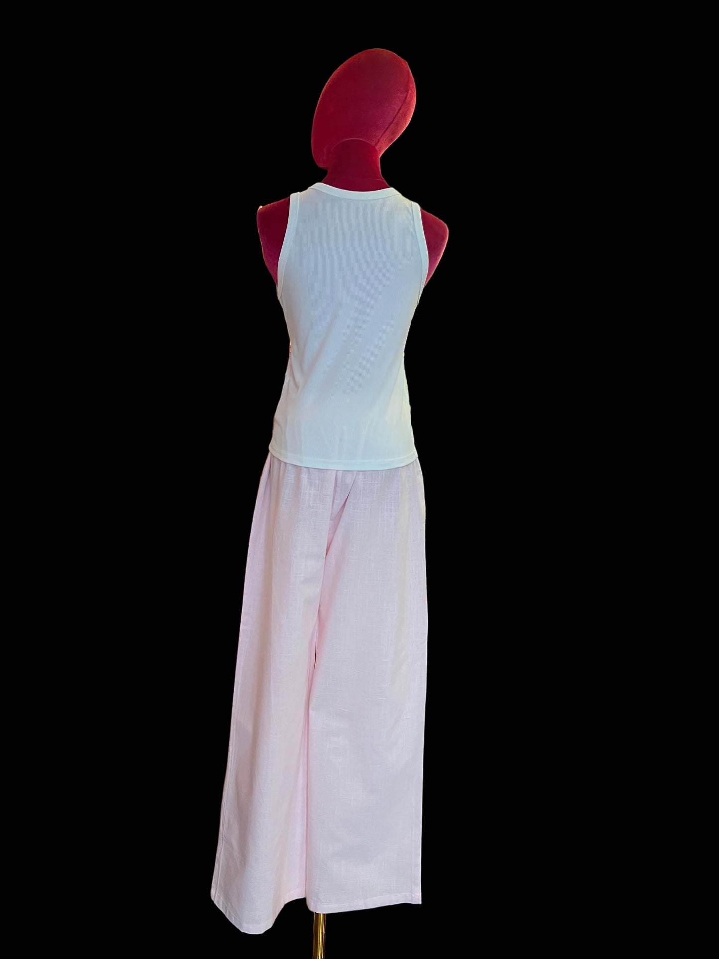 Mon amour Paris completo in cotone tre pezzi rosa camicia con ricamo cuore e sole sulle tasche canottiera bianca con ricamo sole e pantalone con elastico in vita ricamo cuore e sole