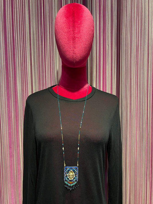 Collana lunga perline turchesi e cuore sacro azzurro