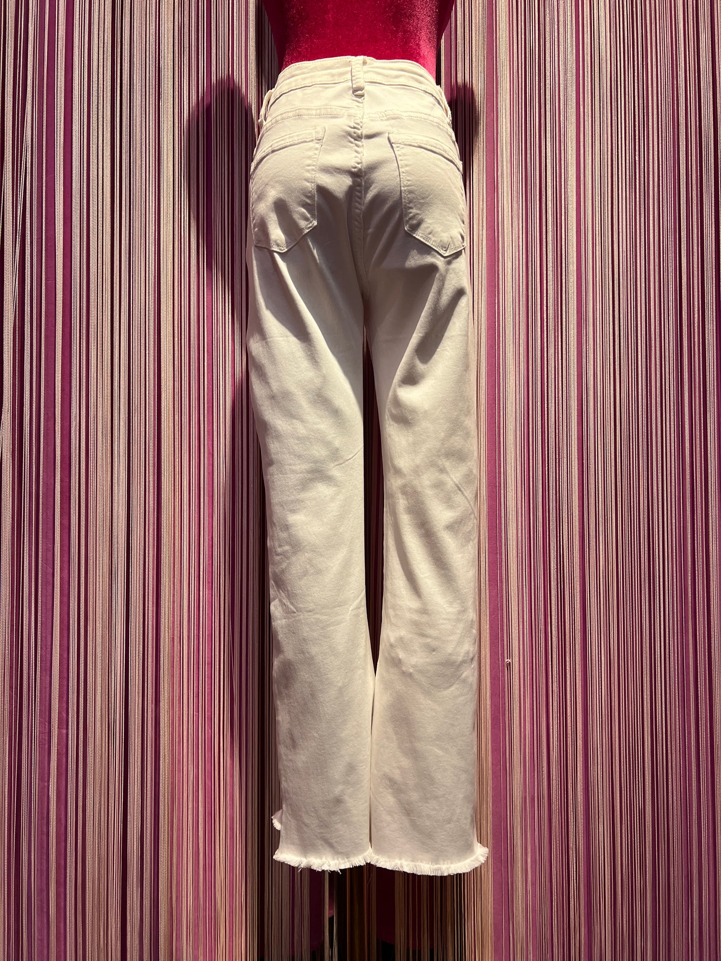 Mon amour Paris pantalone 5 tasche cotone elastico a zampetta sfrangiato bianco