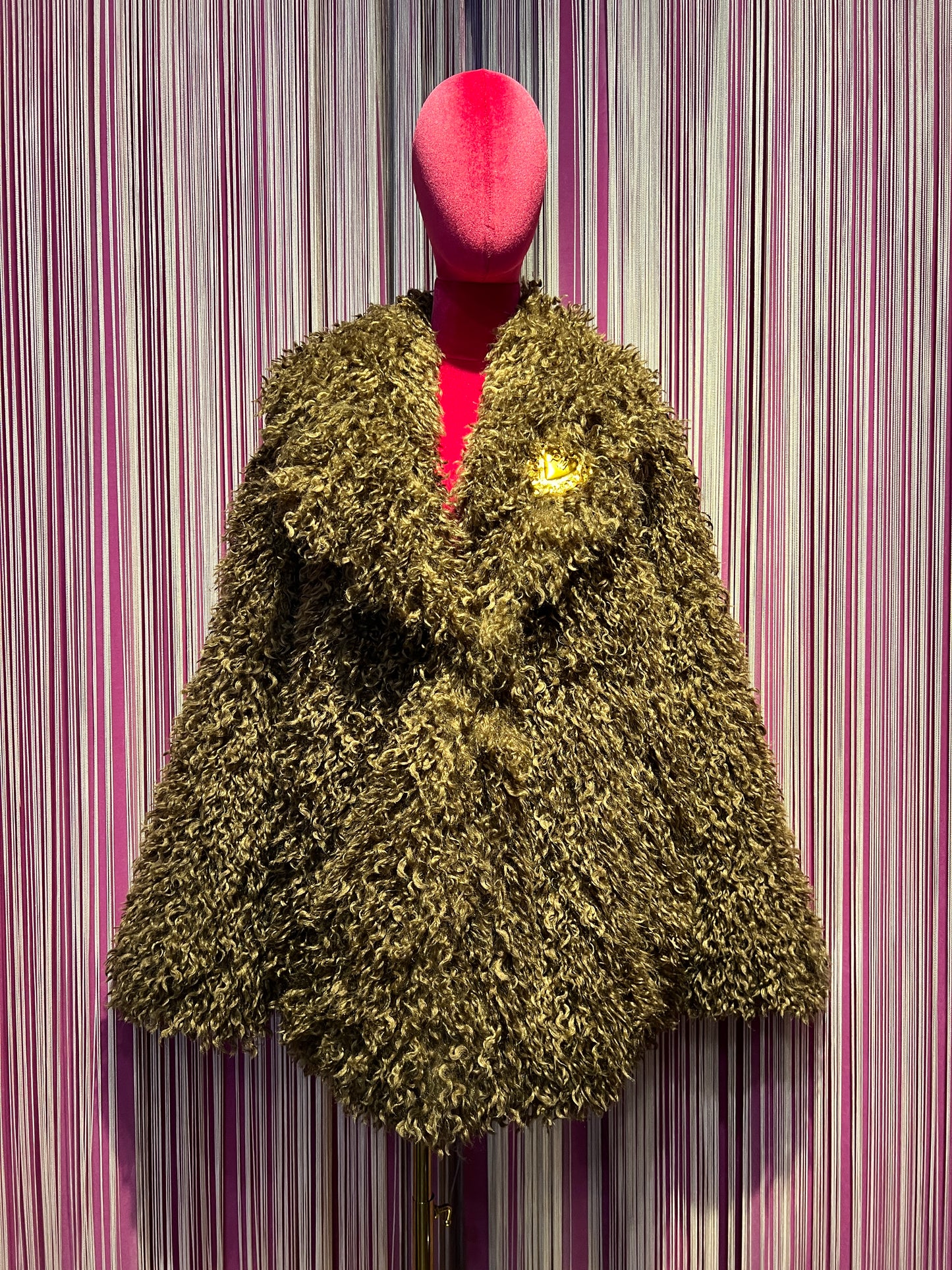 Pink Memories eco mongolia oversize corta