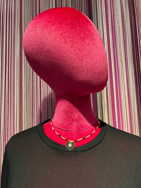 Collana girocollo perline e cuore nero pelle e velluto