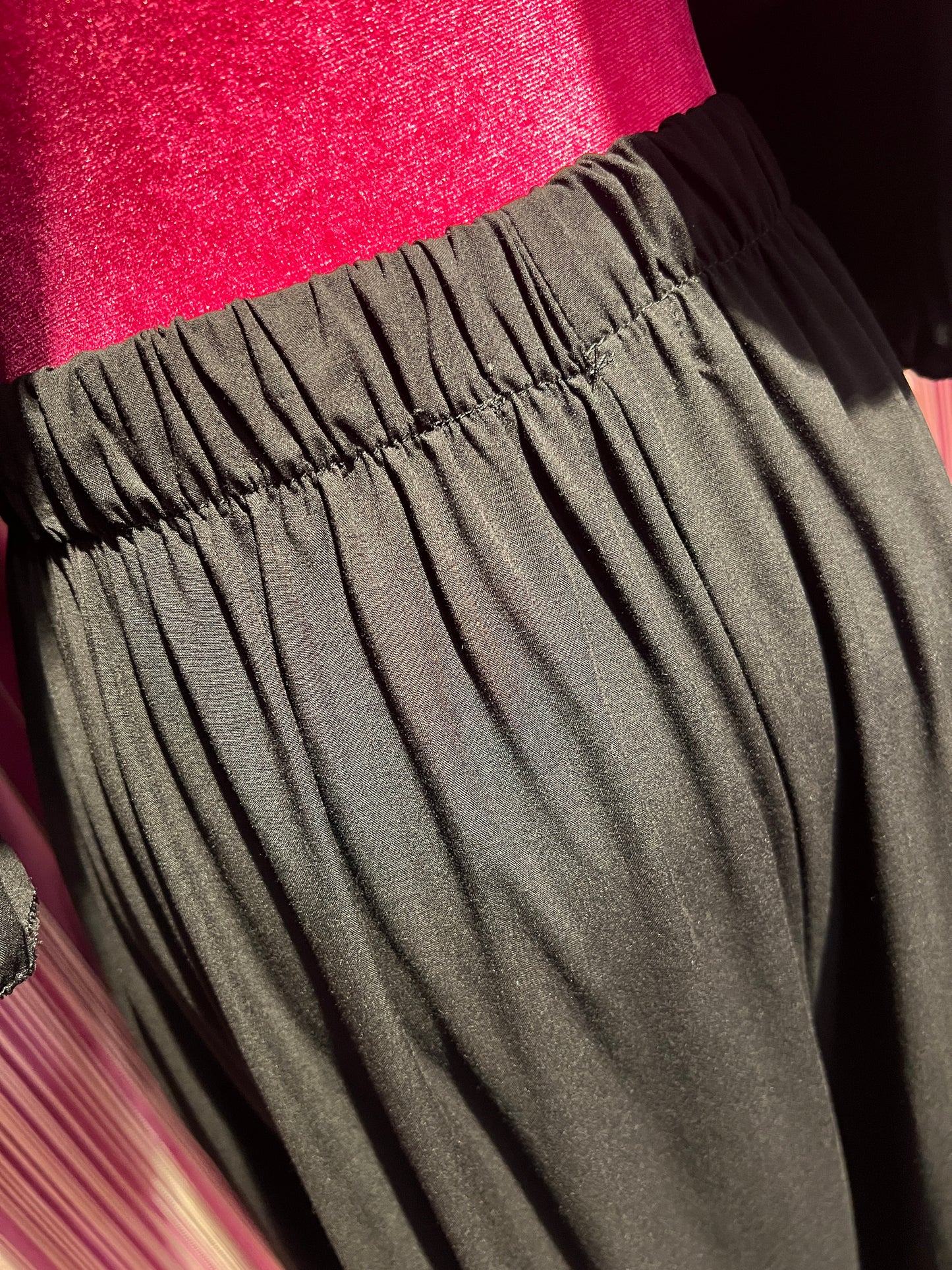 Mon amour Paris completo nero oversize blusa scollo Bardot e pantalone palazzo con elastico in vita