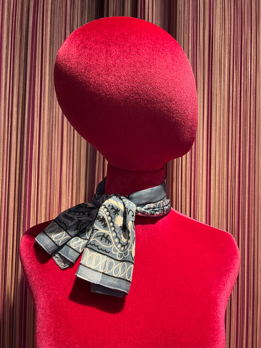 Foulard da collo fantasia celeste