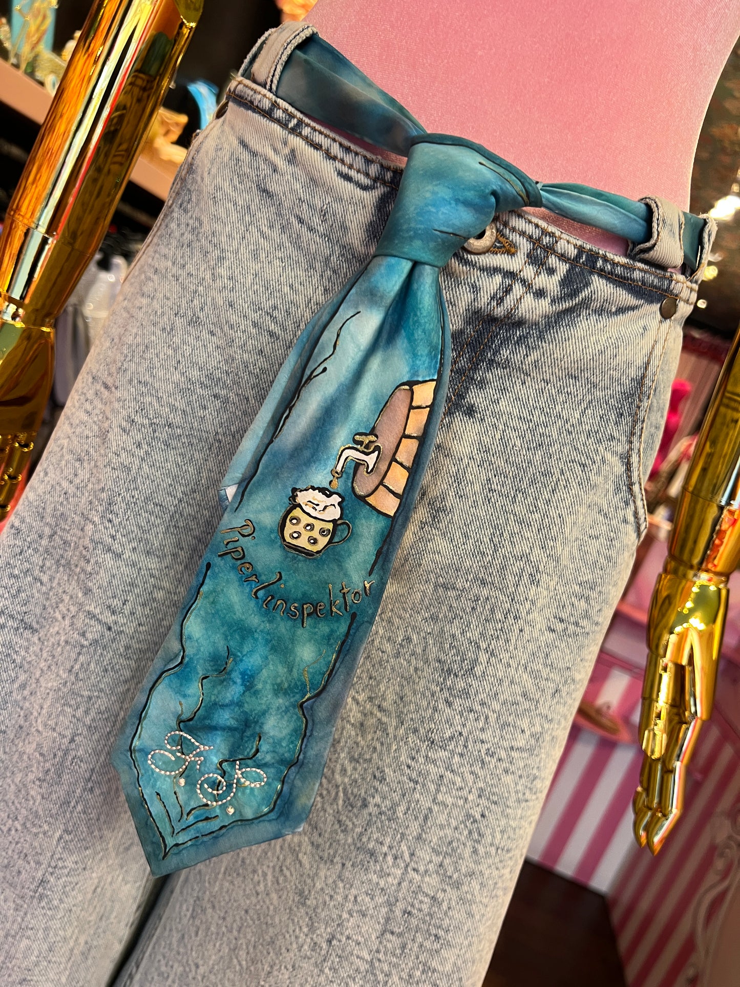Front street jeans largo super aged con cinta cravatta