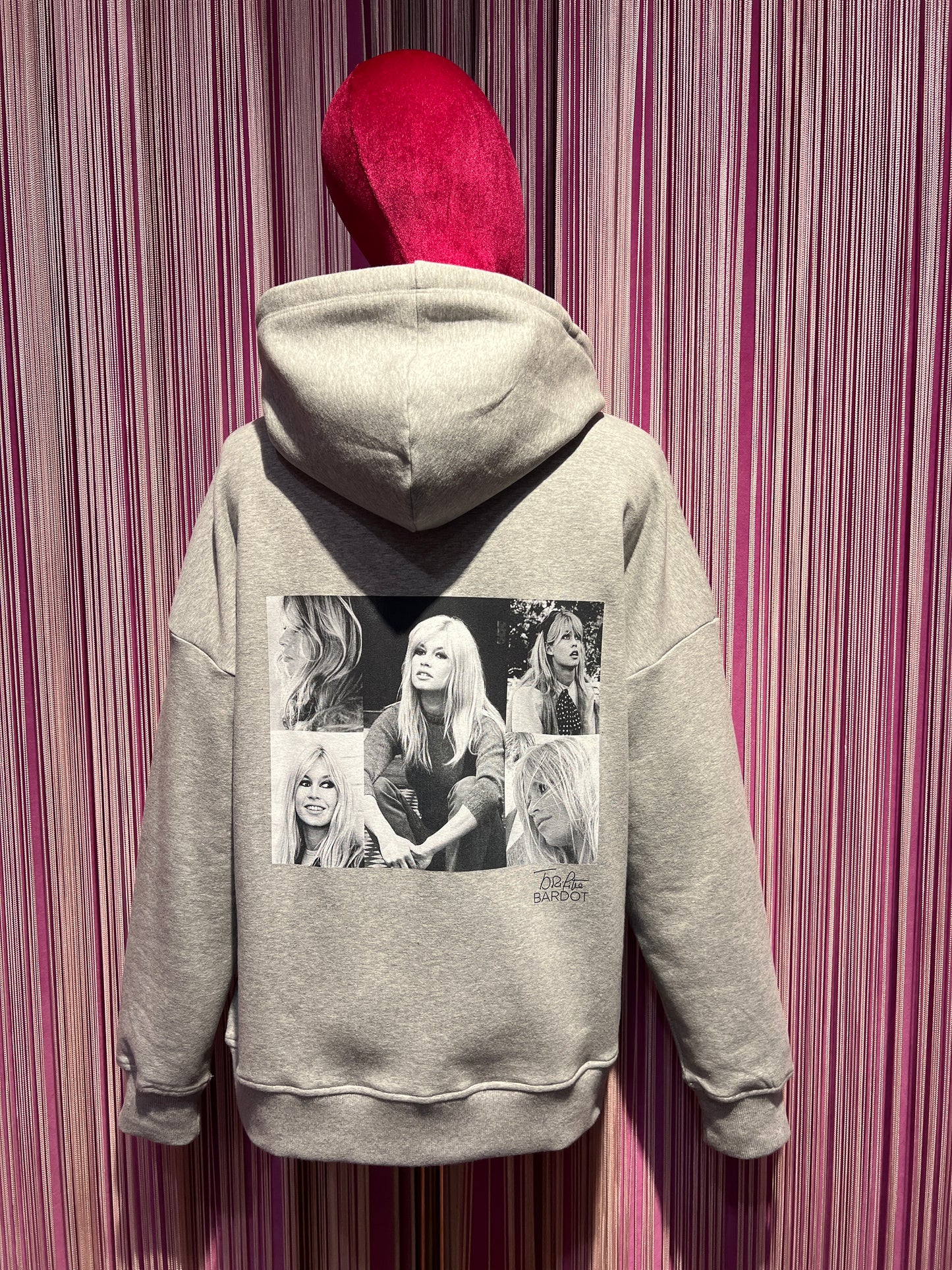 Brigitte Bardot -30% di sconto felpa con cappuccio grigio chiaro con stampa BB