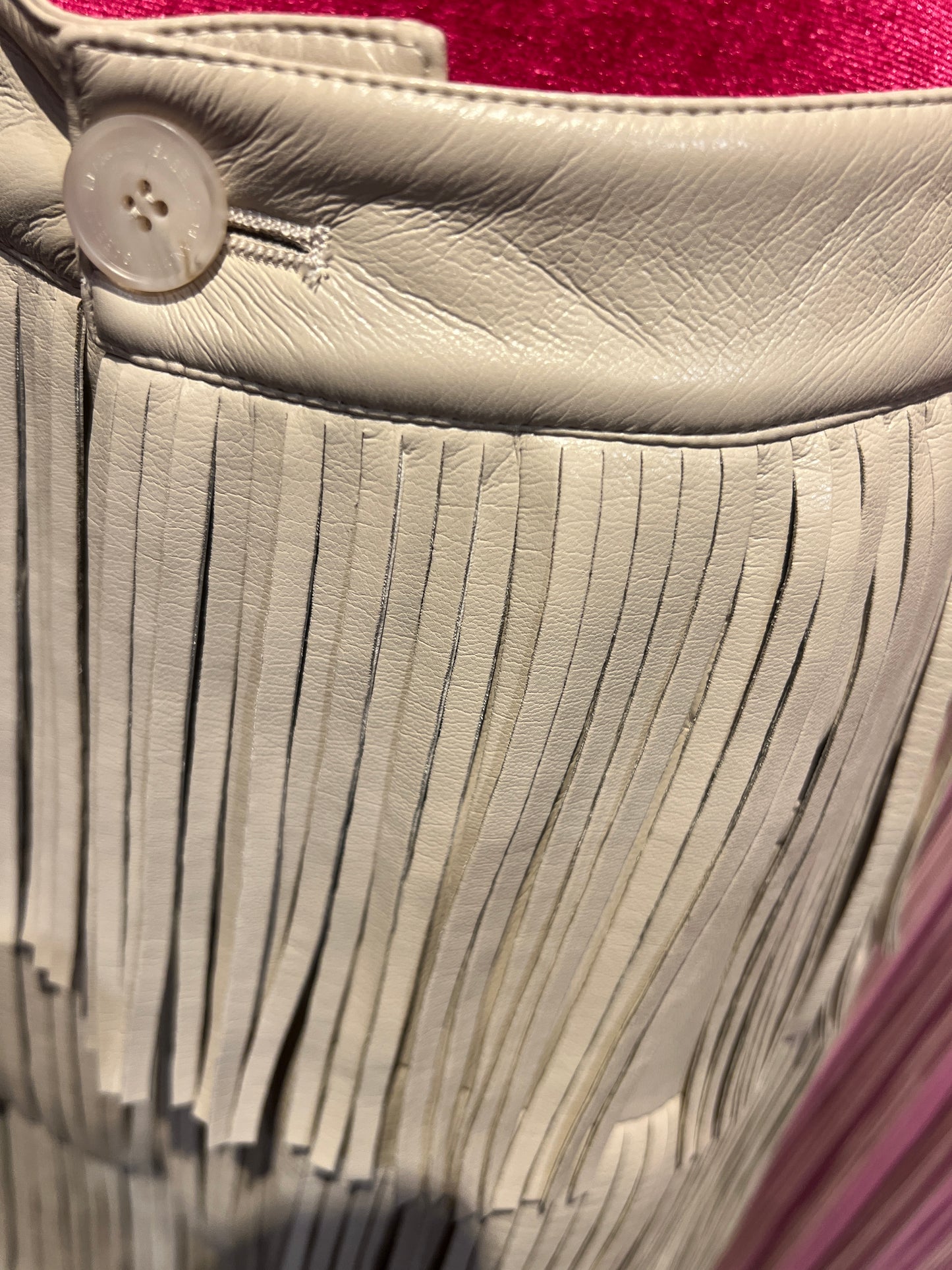Isabelle Blanche Paris pantalone in ecopelle con frange ghiaccio