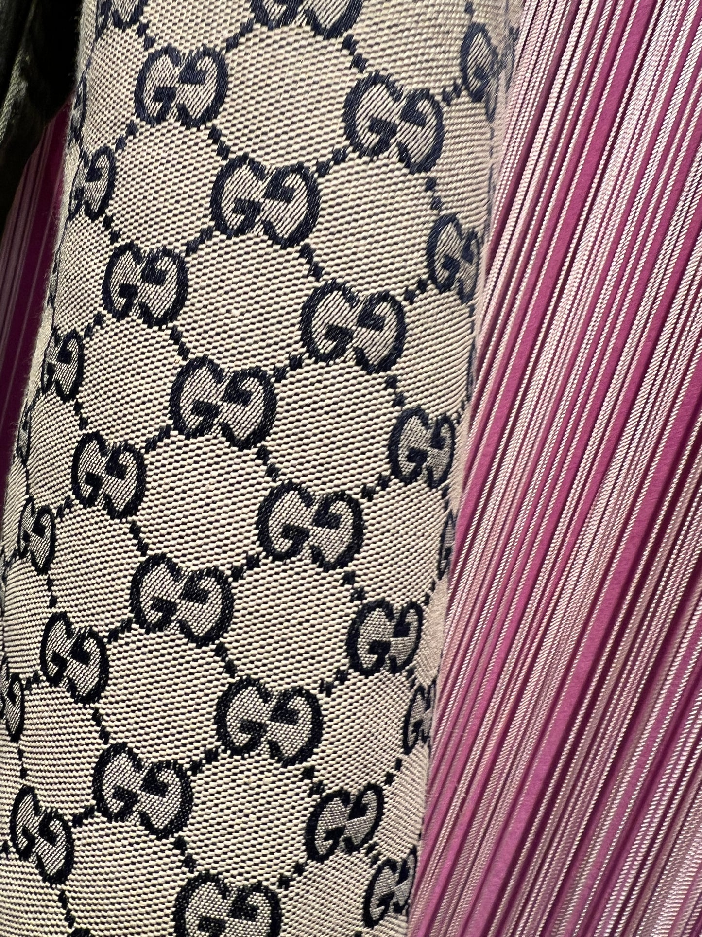 ABpink 🩷 la verdina , giacca militare con patch api perline blu e tessuto GG