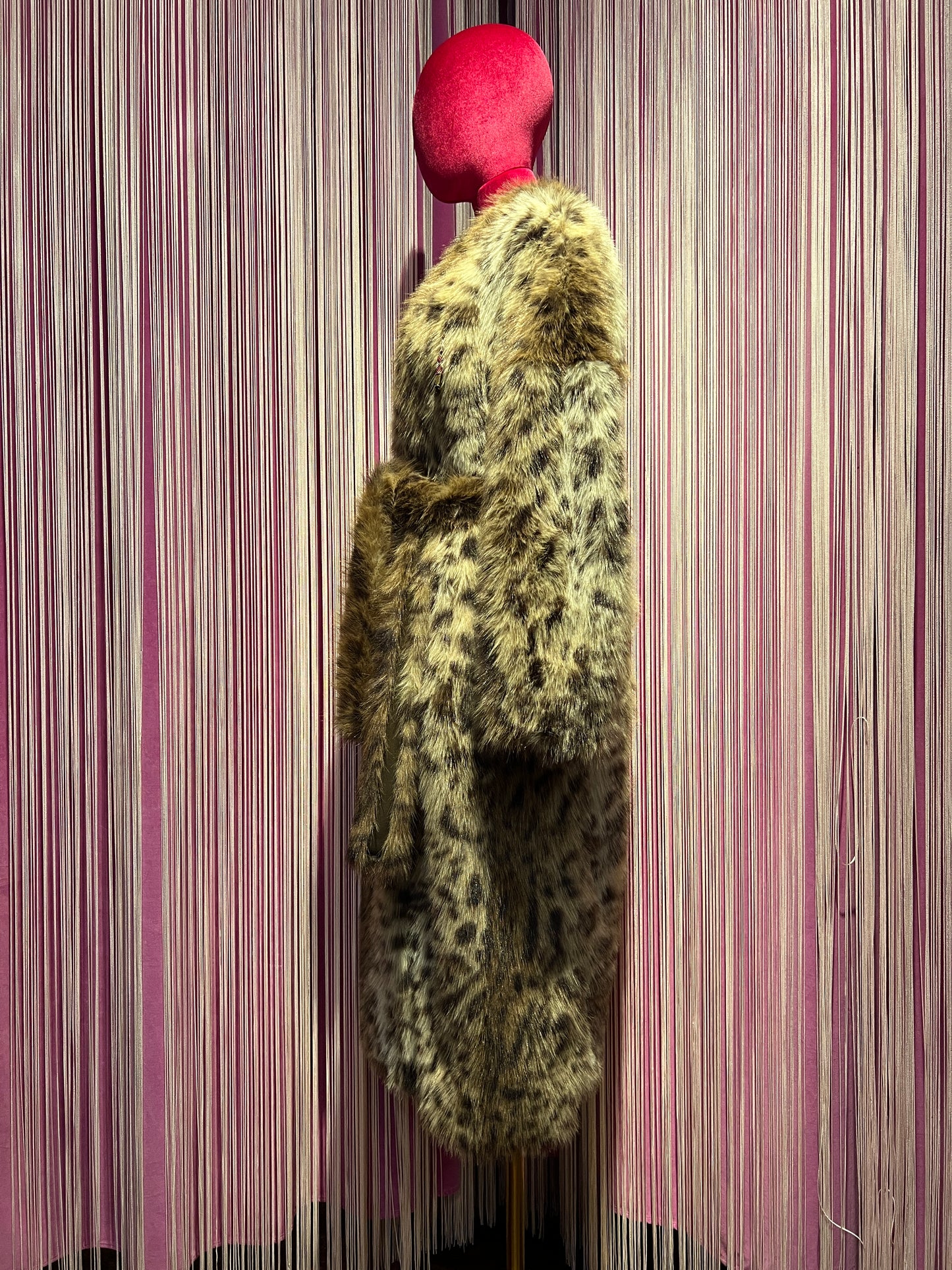 Bazar deluxe cappotto eco pelliccia animalier con cintura e fodera interna floreale