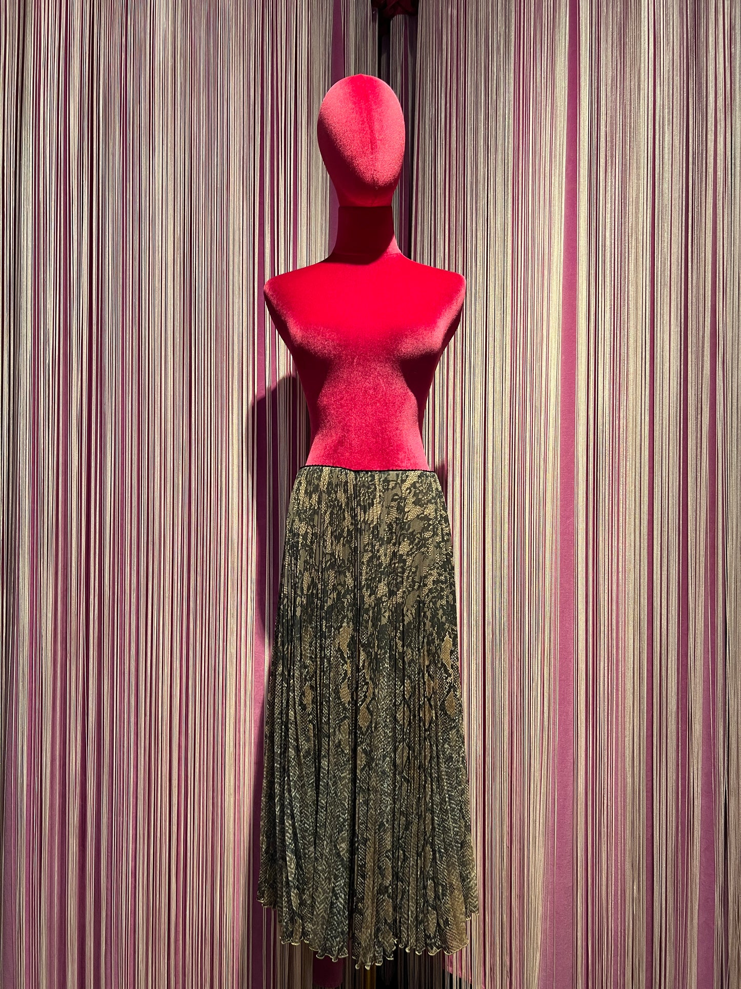 Ermanno Scervino gonna plissettata in georgette stampa pizzo e animalier e vita elastica