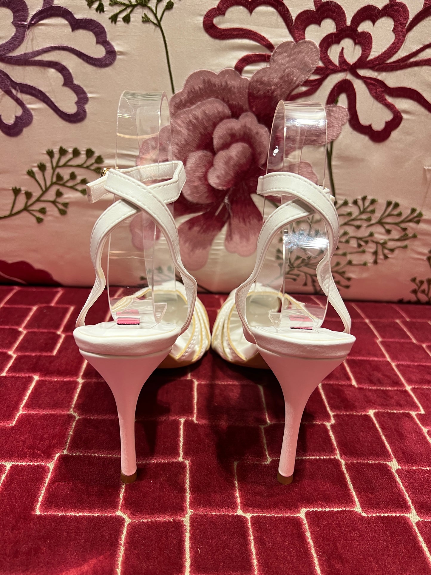 Love & roses scarpa ecopelle bianco con cinturino alla caviglia
