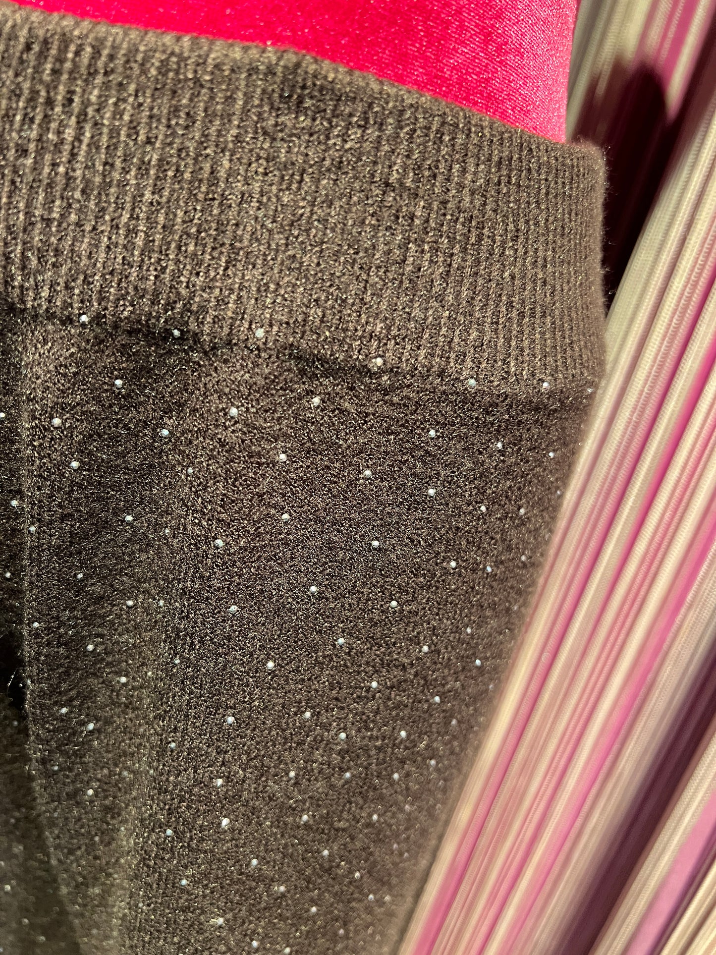 The room completo marrone maglia e pantalone con pois cristalli