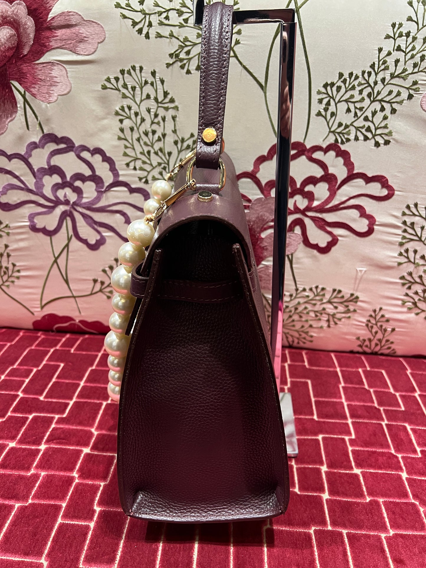 Borsa pelle Burgundy con tracolla e perle